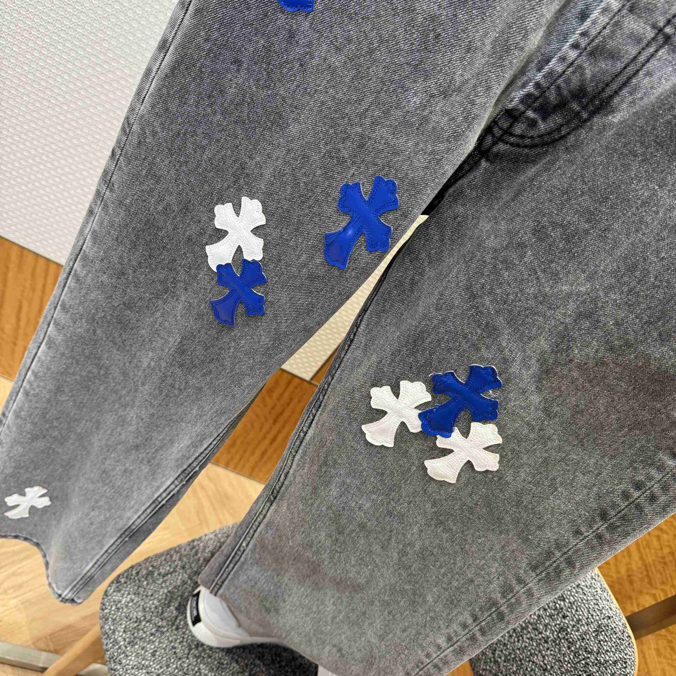 Chrome Hearts Jeans - DesignerGu