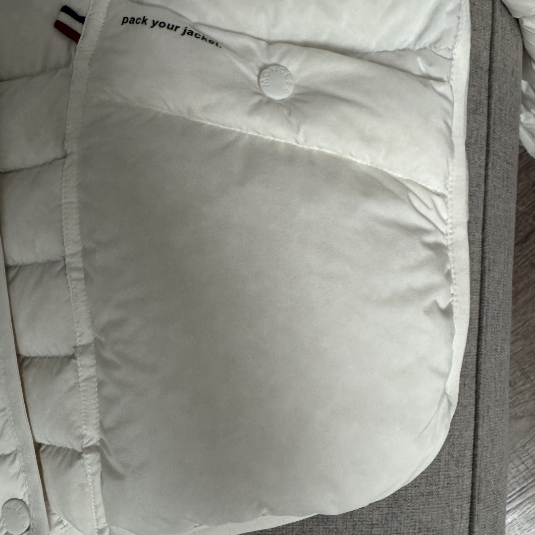 Moncler Grenoble Quilted Puffer Jacket   2519 - DesignerGu