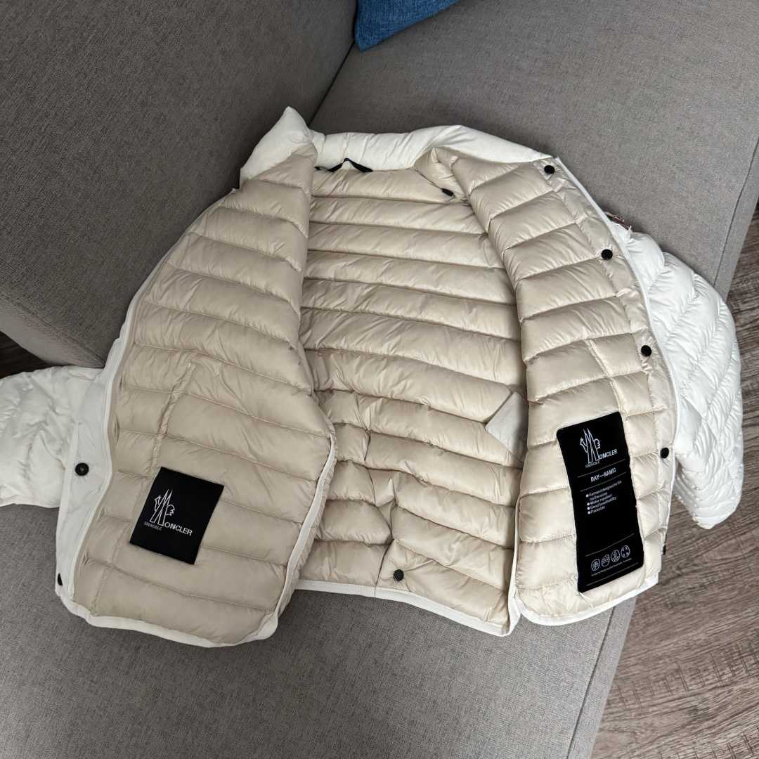 Moncler Grenoble Quilted Puffer Jacket   2519 - DesignerGu