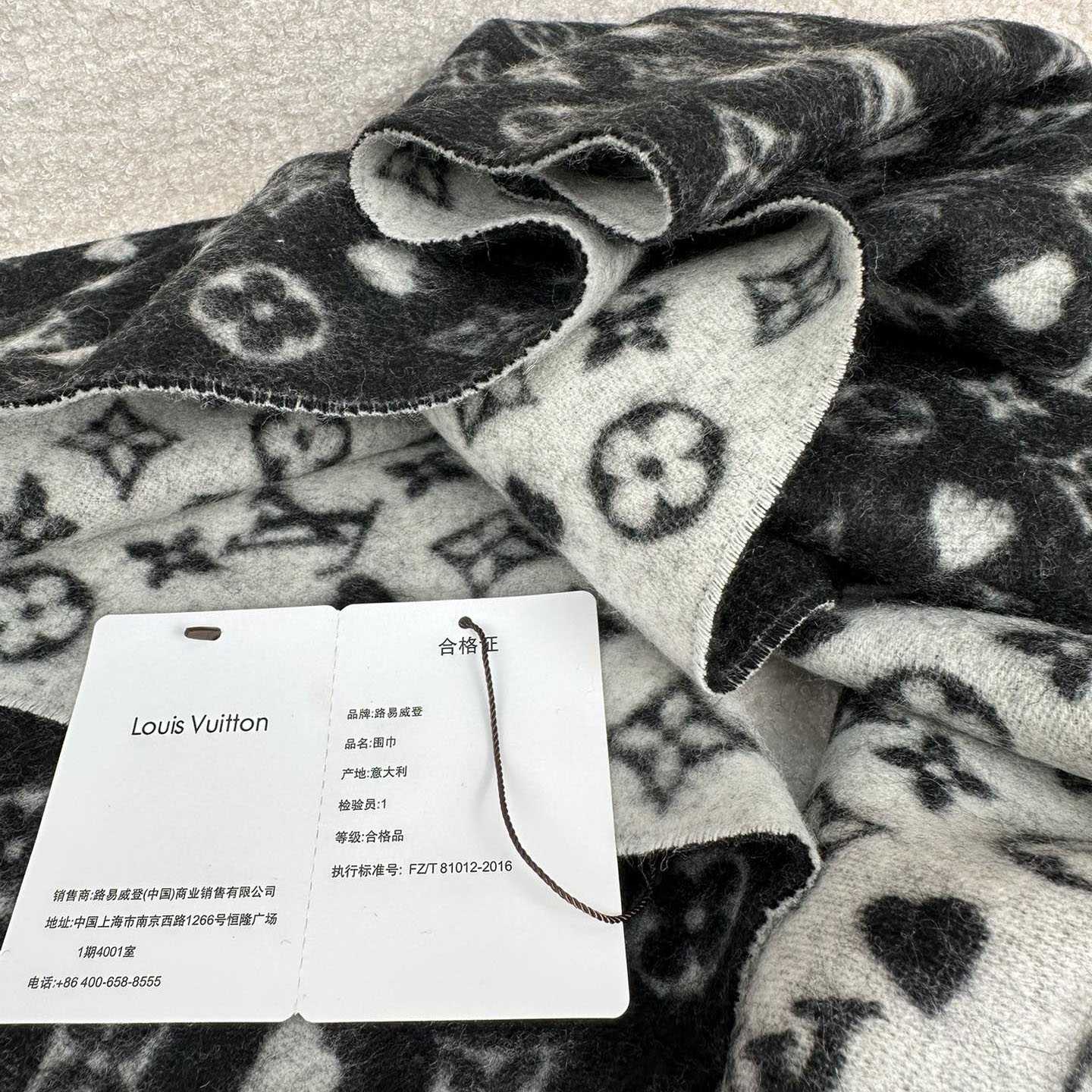 Louis Vuitton Game On Scarf   45*180cm - DesignerGu
