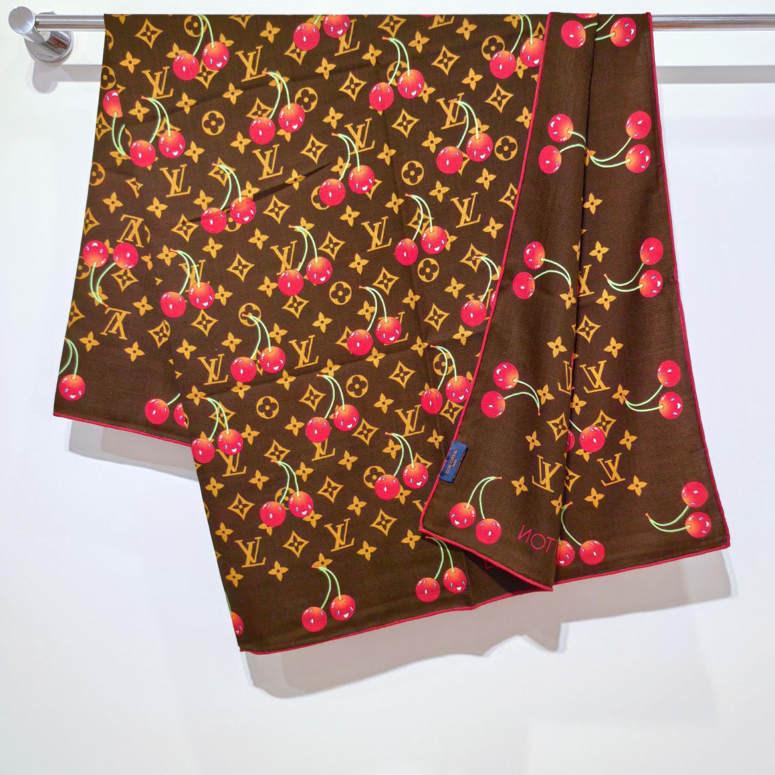 Louis Vuitton LV x TM Monogram Shawl   140*140cm - DesignerGu