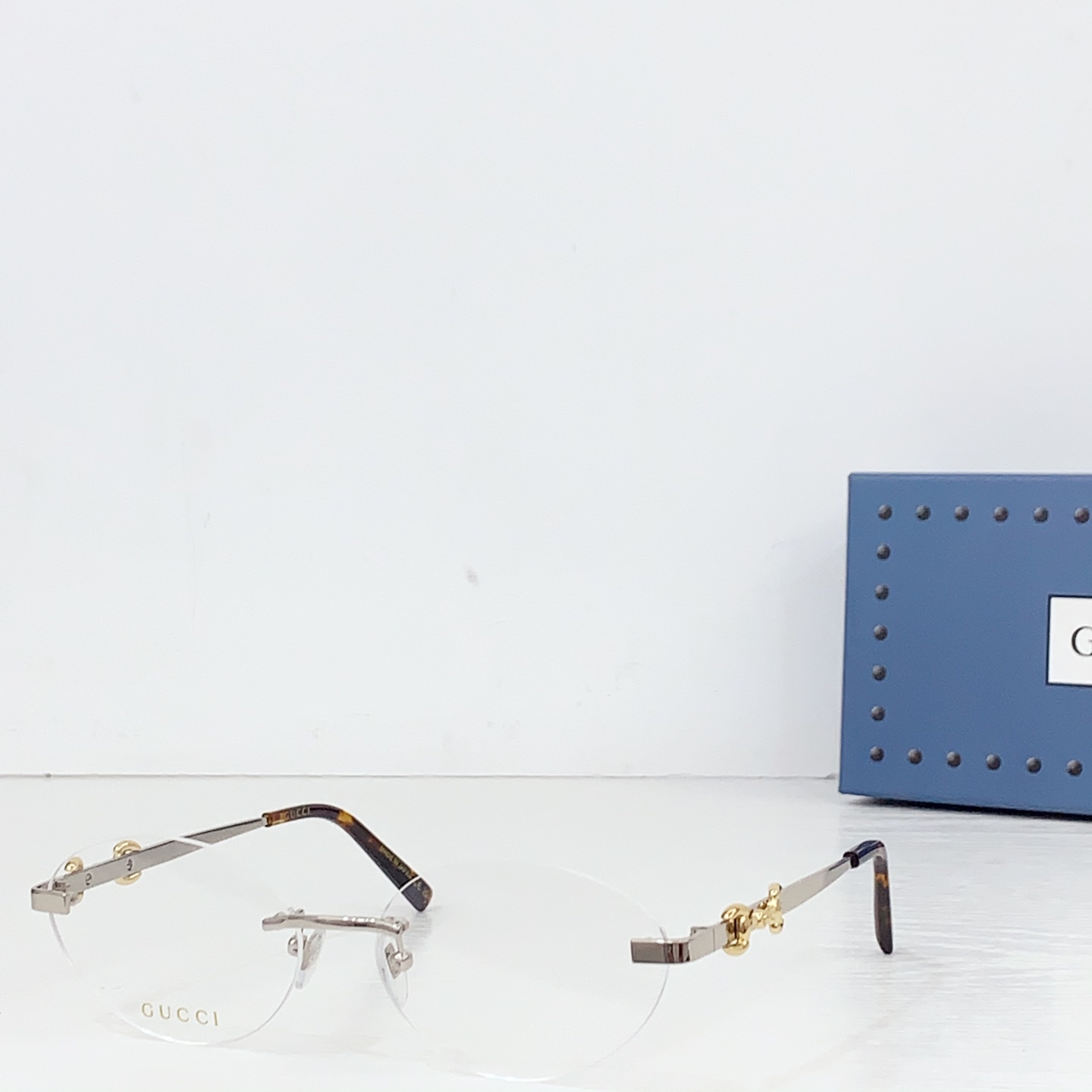 Gucci Frameless Oval Sunglasses - DesignerGu