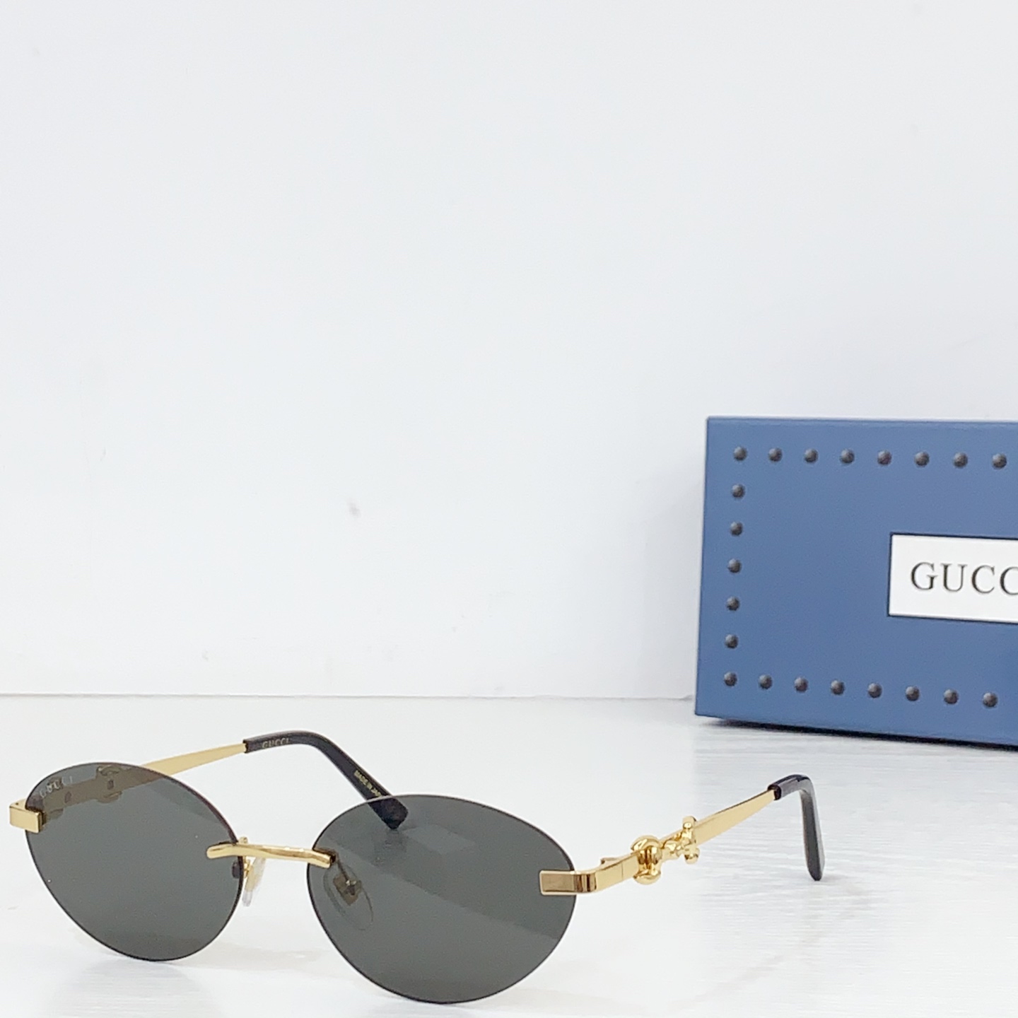 Gucci Frameless Oval Sunglasses - DesignerGu