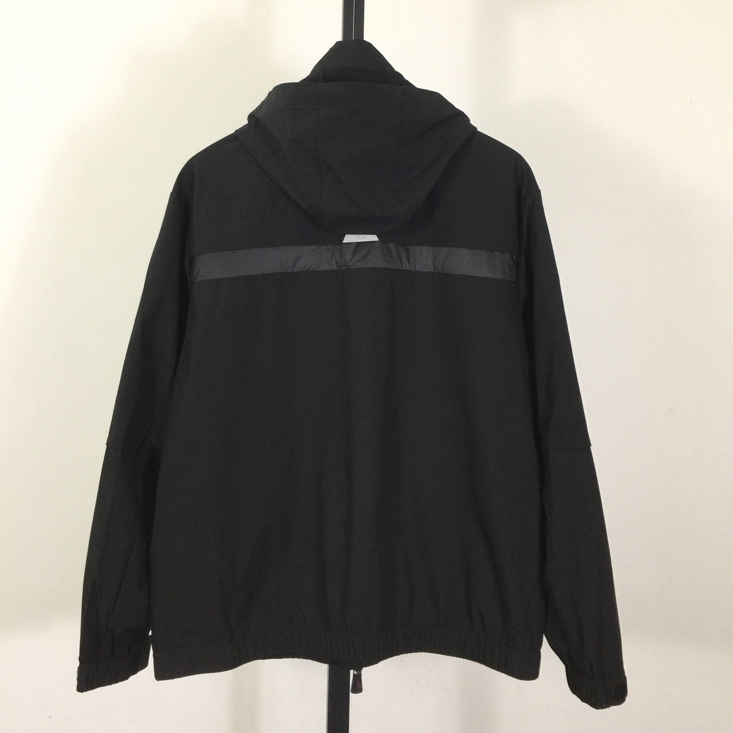 Moncler Hooded Jacket - DesignerGu