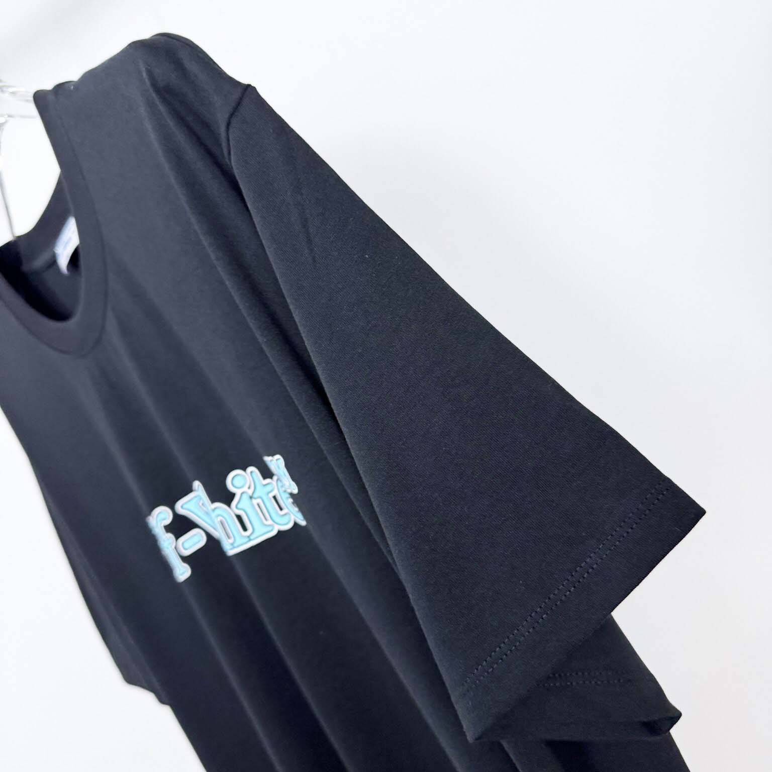 Off-White Big Bookish T-Shirt In Black - DesignerGu