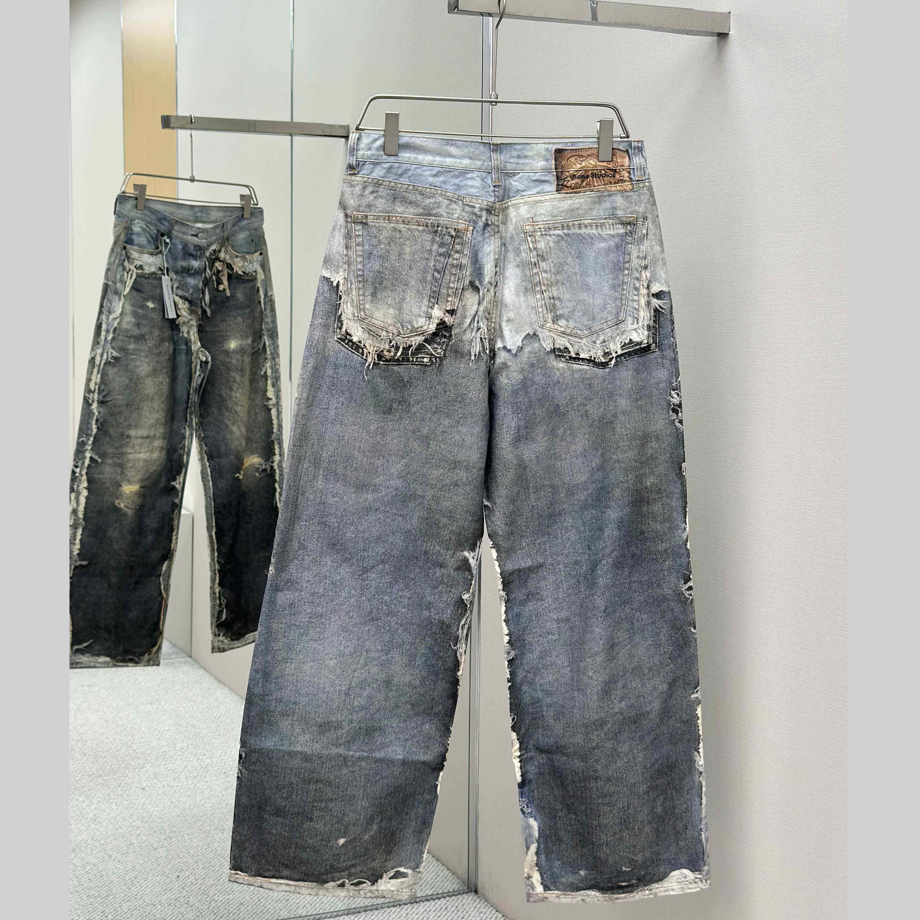 Acne Studios - Loose Fit Jeans  - DesignerGu