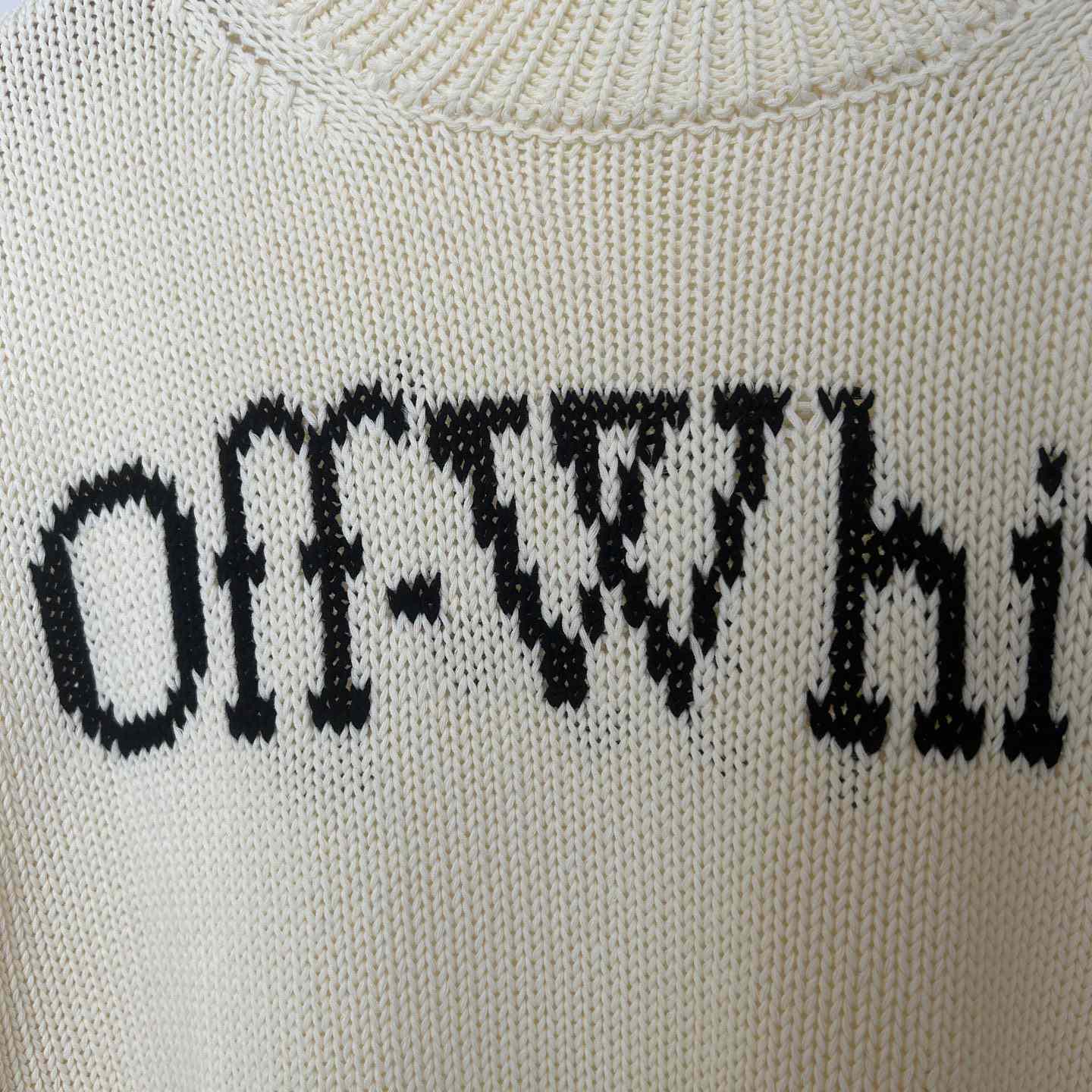 Off White Big Bookish Chunky Knit Crewn Creme Brul - DesignerGu