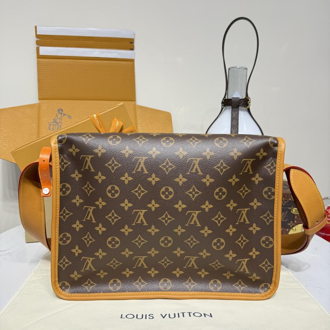 Louis Vuitton Satchel Messenger   M14723 - DesignerGu