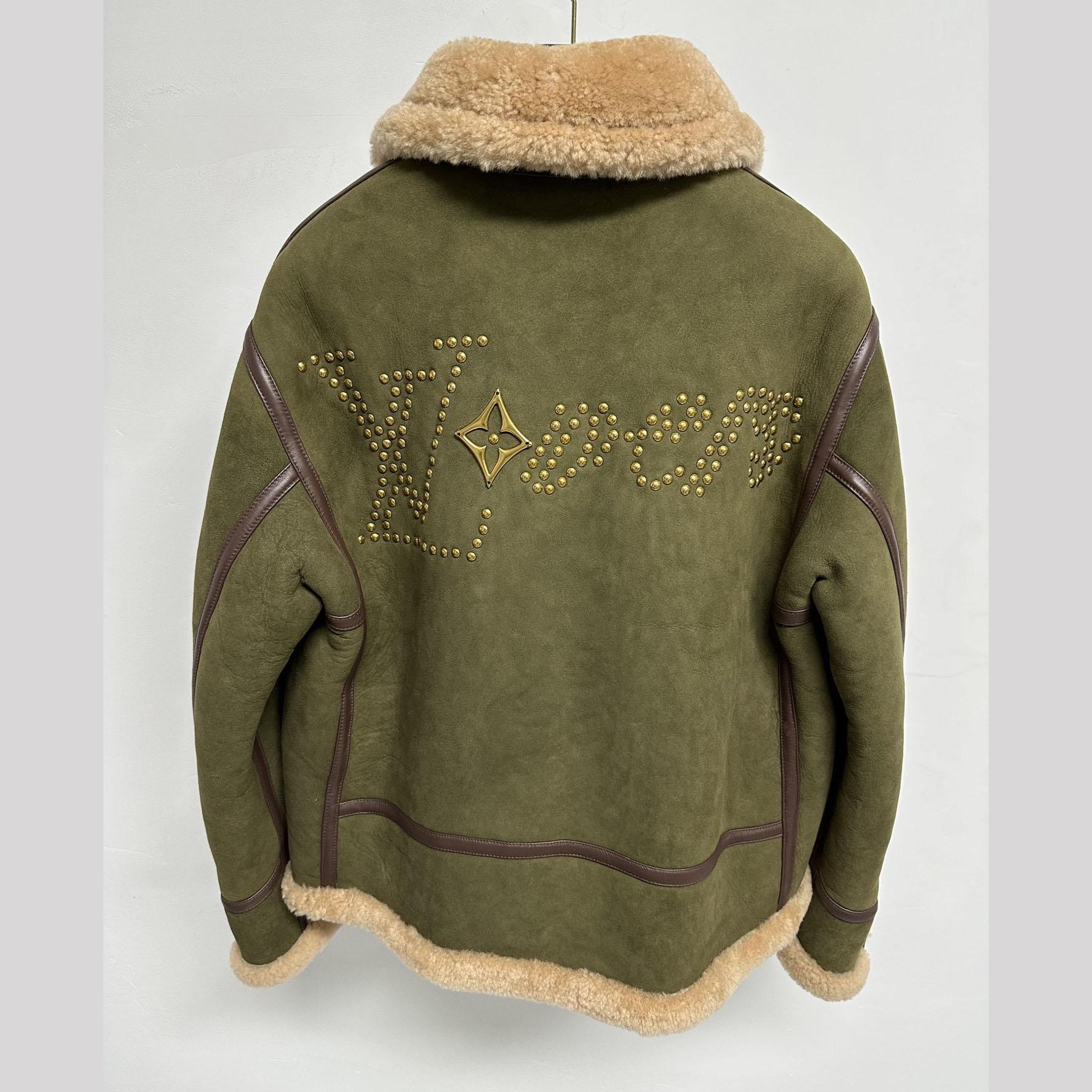 Louis Vuitton Shearling Bombardier - DesignerGu