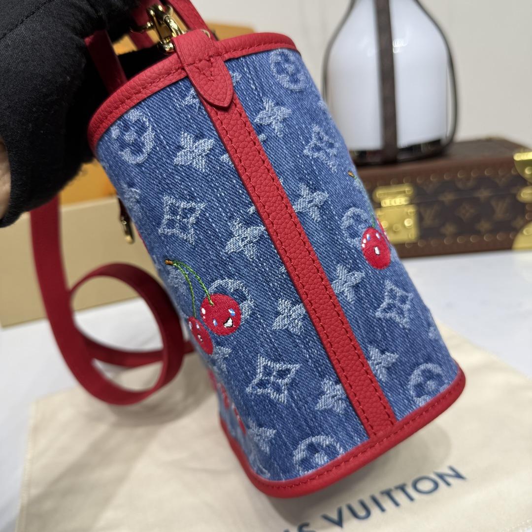 Louis Vuitton LV x TM Neverfull Inside Out BB   M14997 - DesignerGu