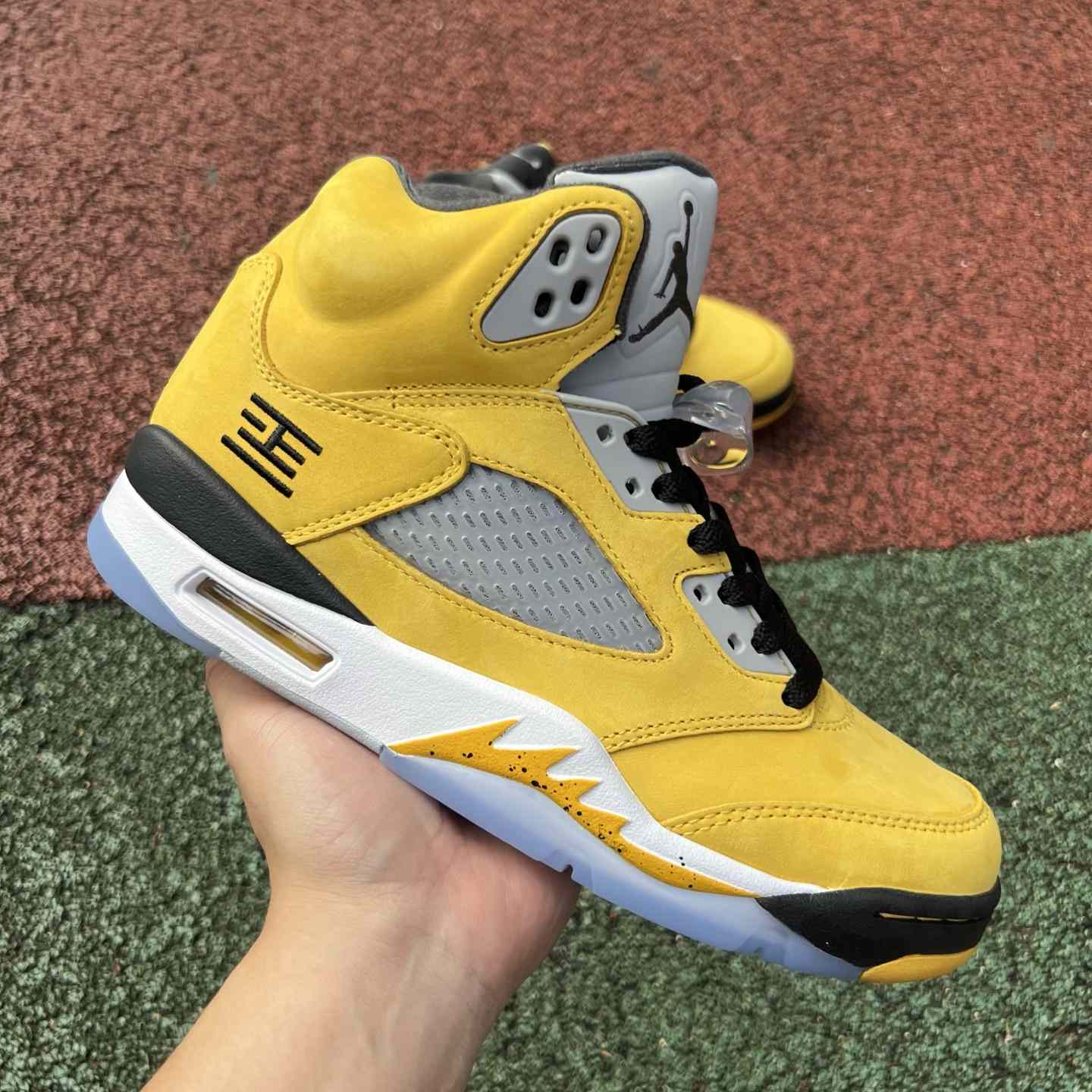 Air Jordan 5 Retro T23 'Tokyo' 2025   IO3372-700 - DesignerGu