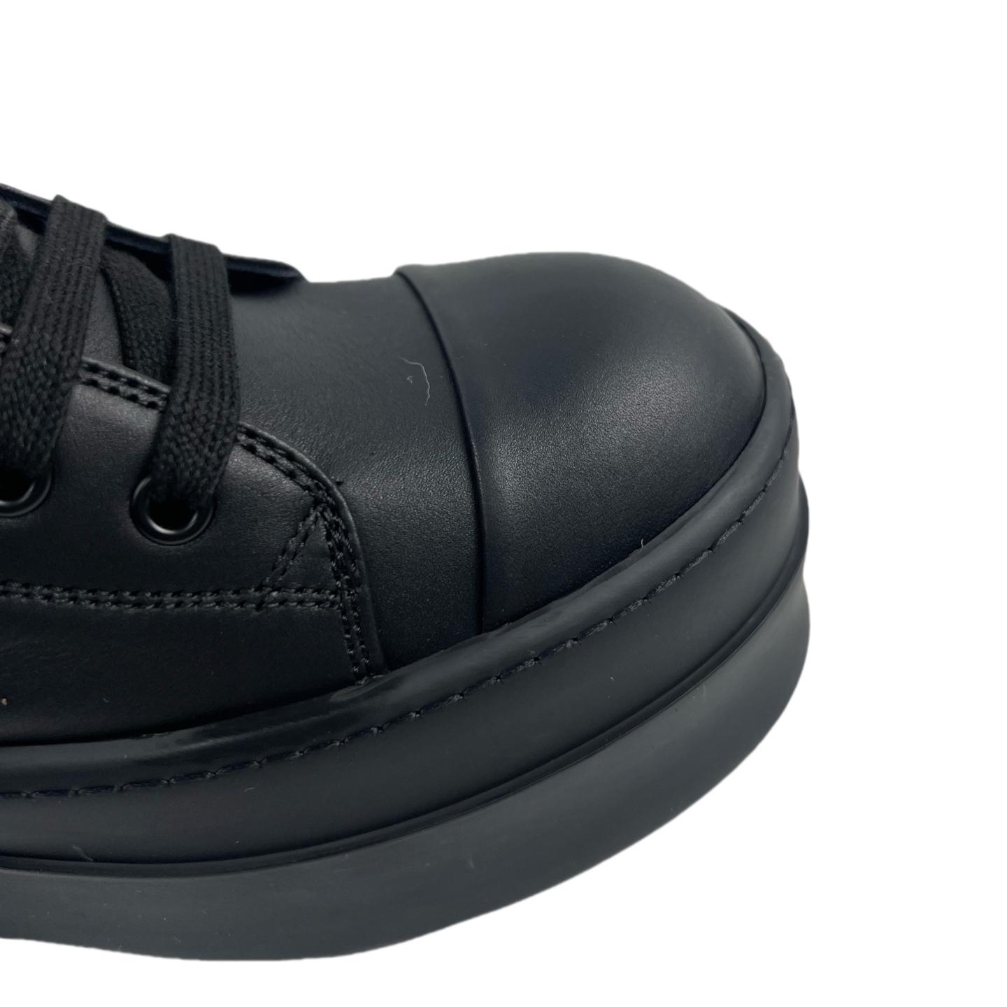 Rick Owens: Black Hollywood Low Sneakers - DesignerGu