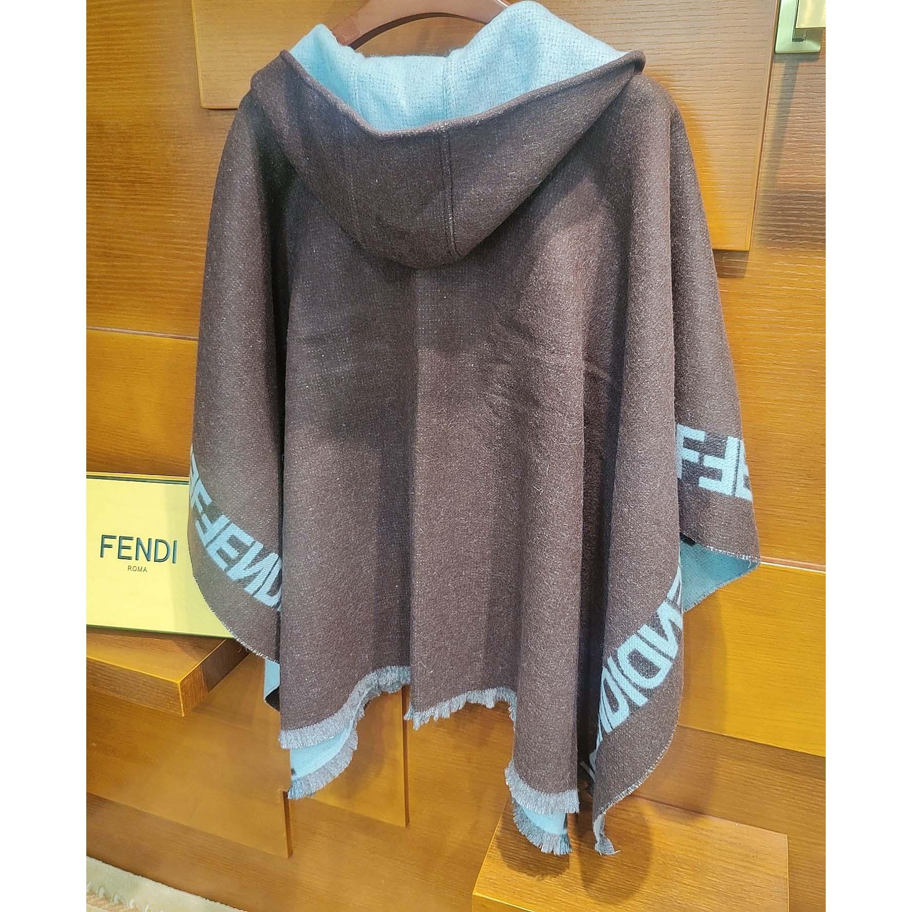 Fendi Poncho - DesignerGu
