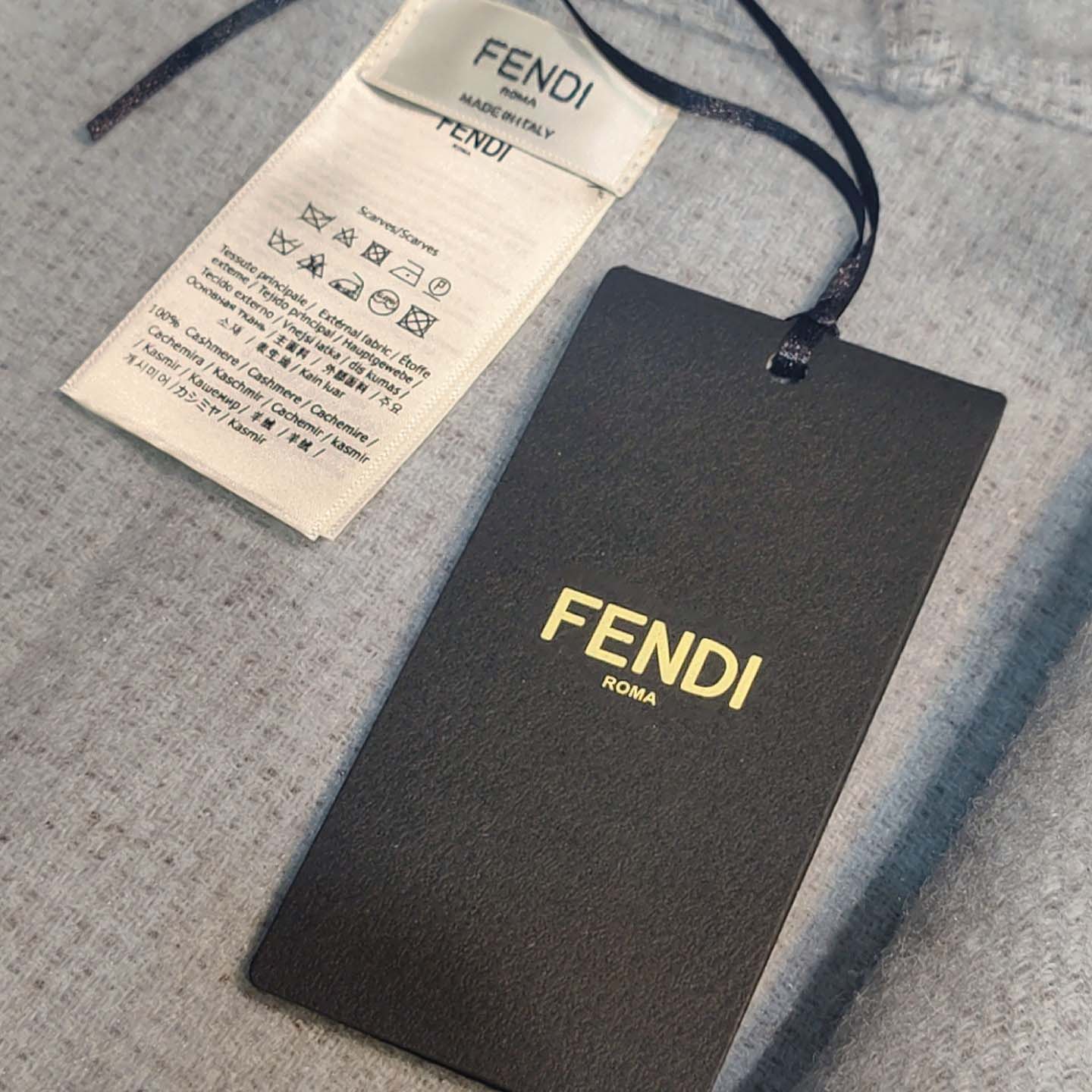 Fendi Poncho - DesignerGu