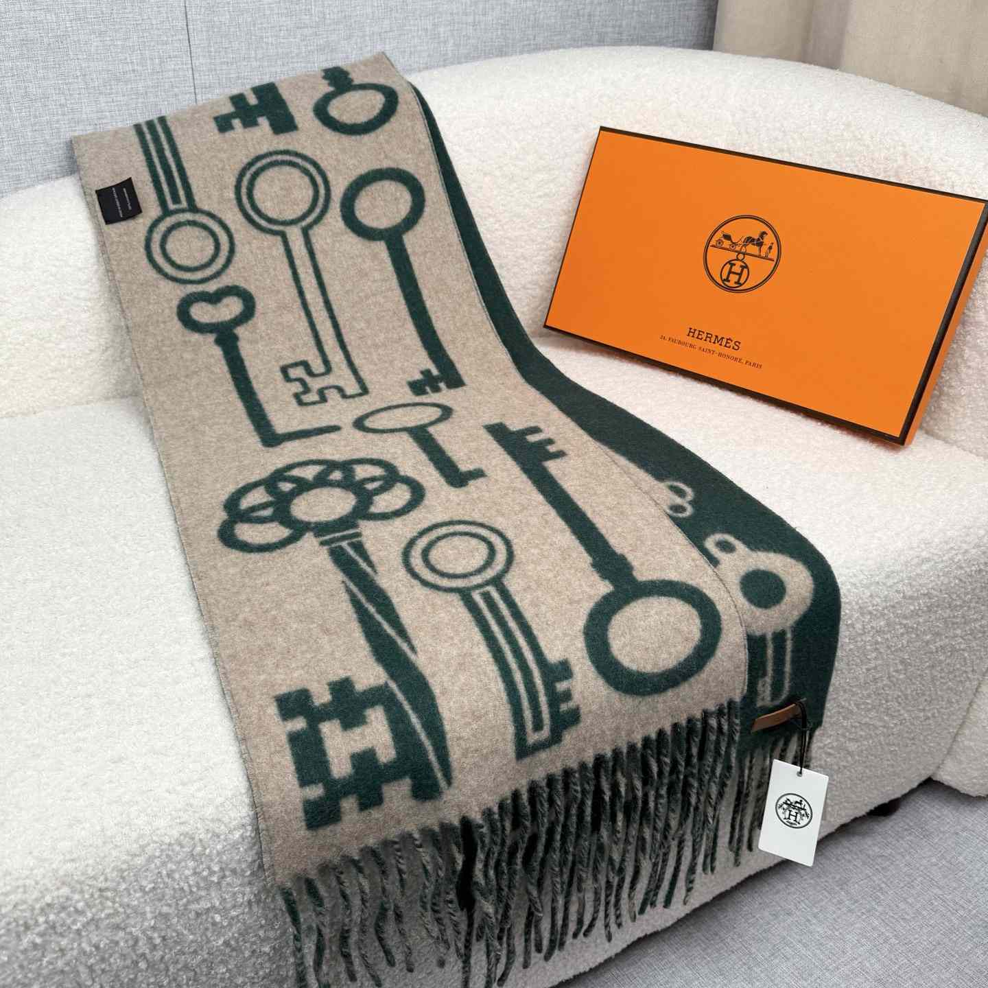 Hermes Casaque Porte-Clefs Scarf - DesignerGu