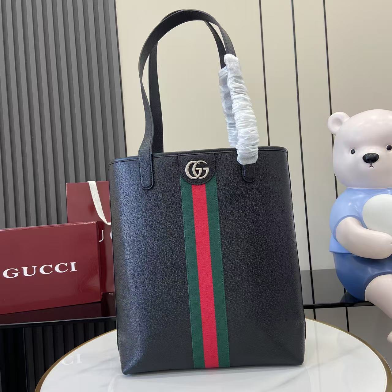 Gucci Ophidia Medium Tote Bag - DesignerGu