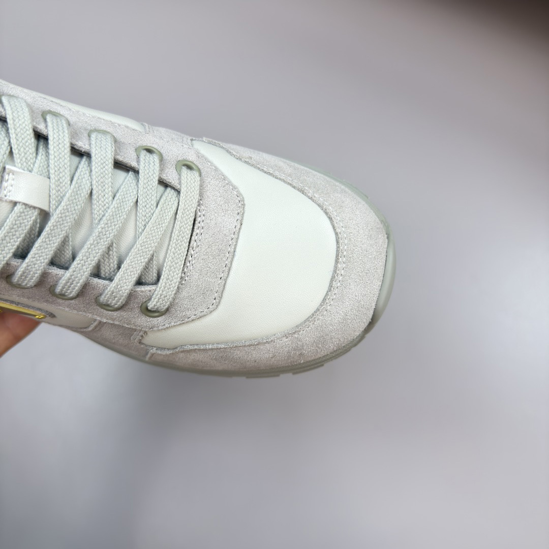 Prada Prax 2.0 Sneakers - DesignerGu