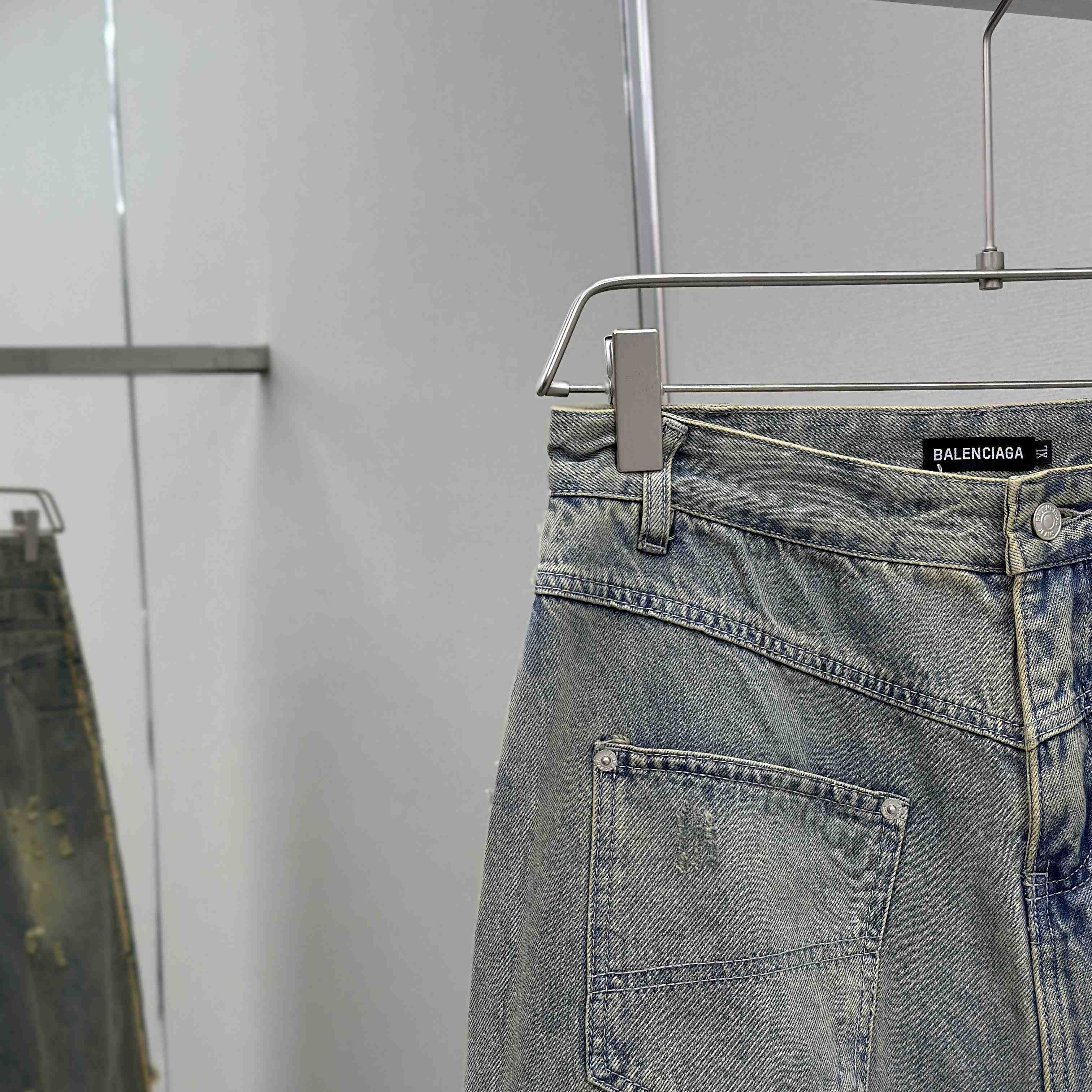 Balenciaga Baggy Pants  - DesignerGu