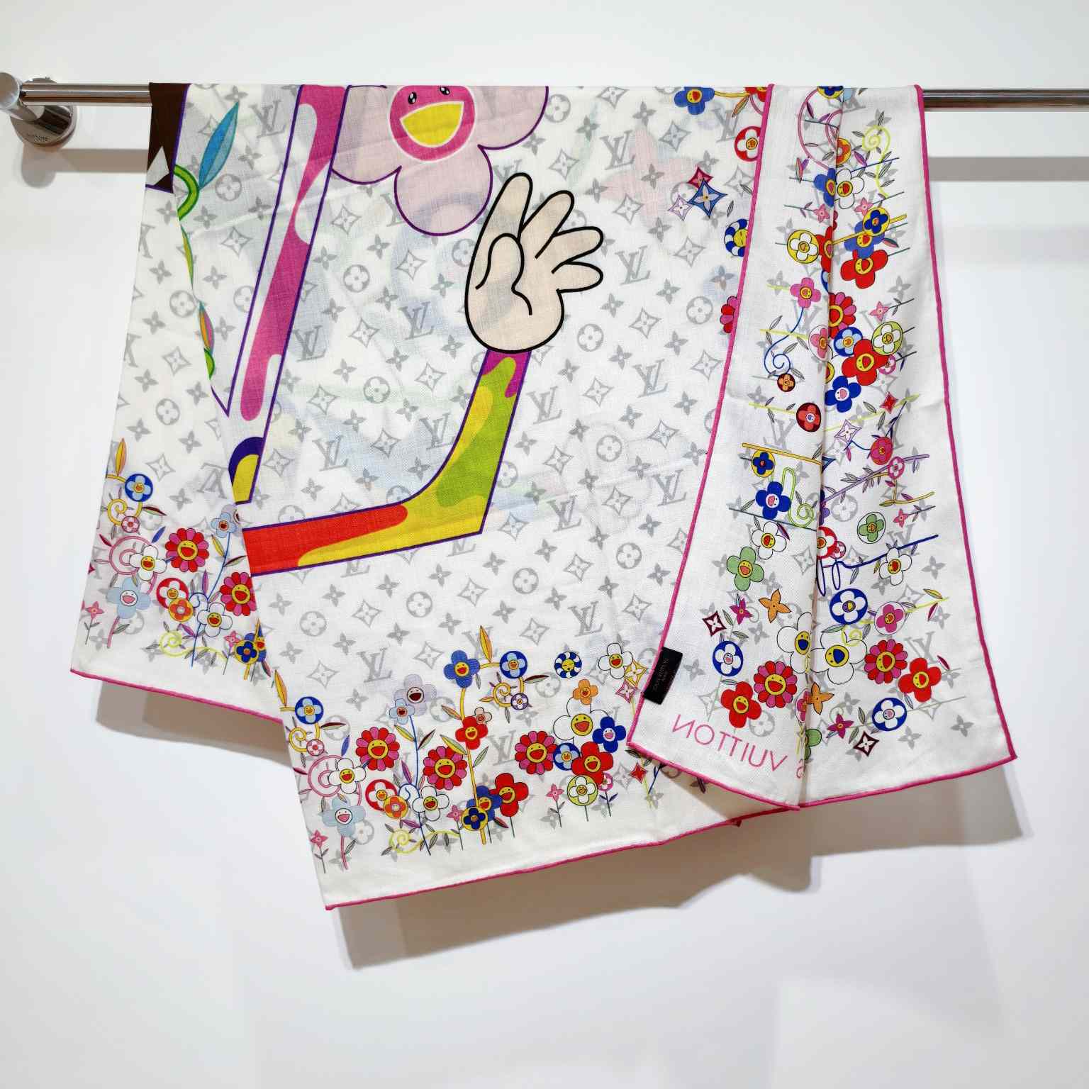 Louis Vuitton LV x TM Monogram Superflat Shawl   M96080 - DesignerGu