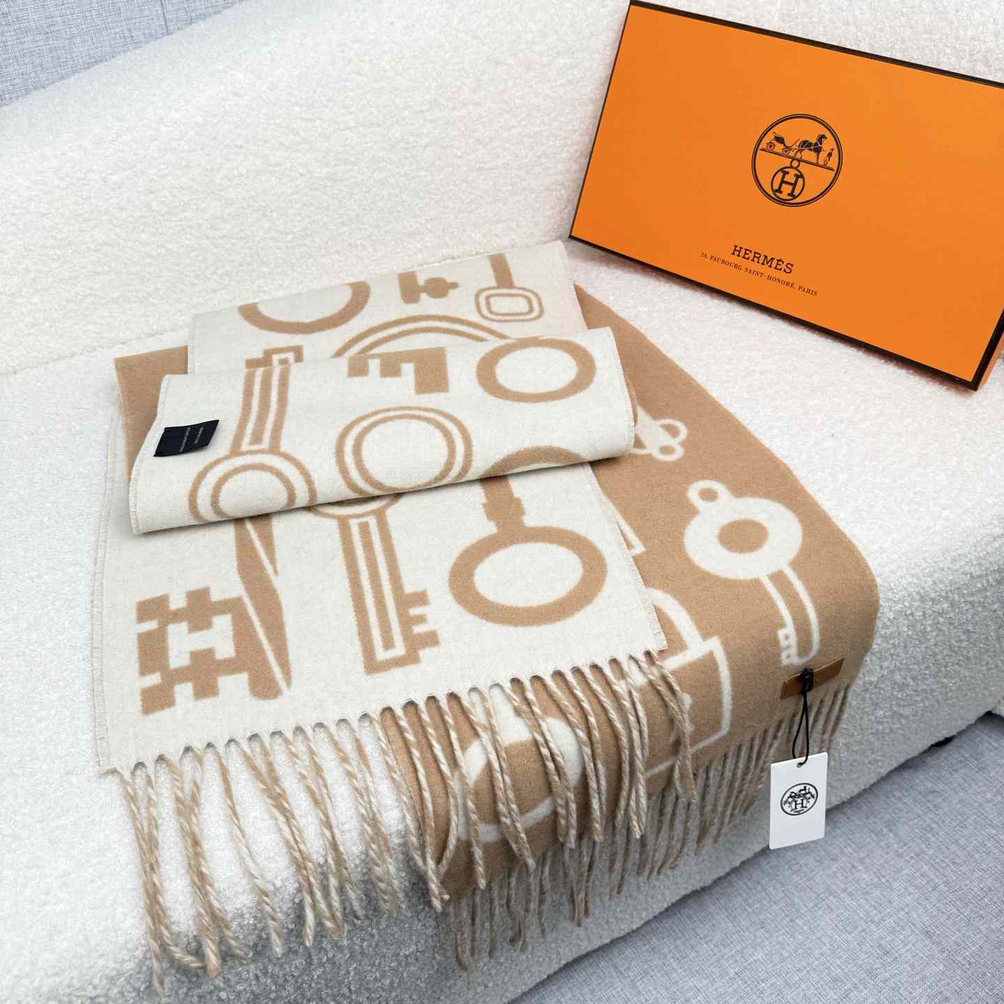 Hermes Casaque Porte-Clefs Scarf - DesignerGu
