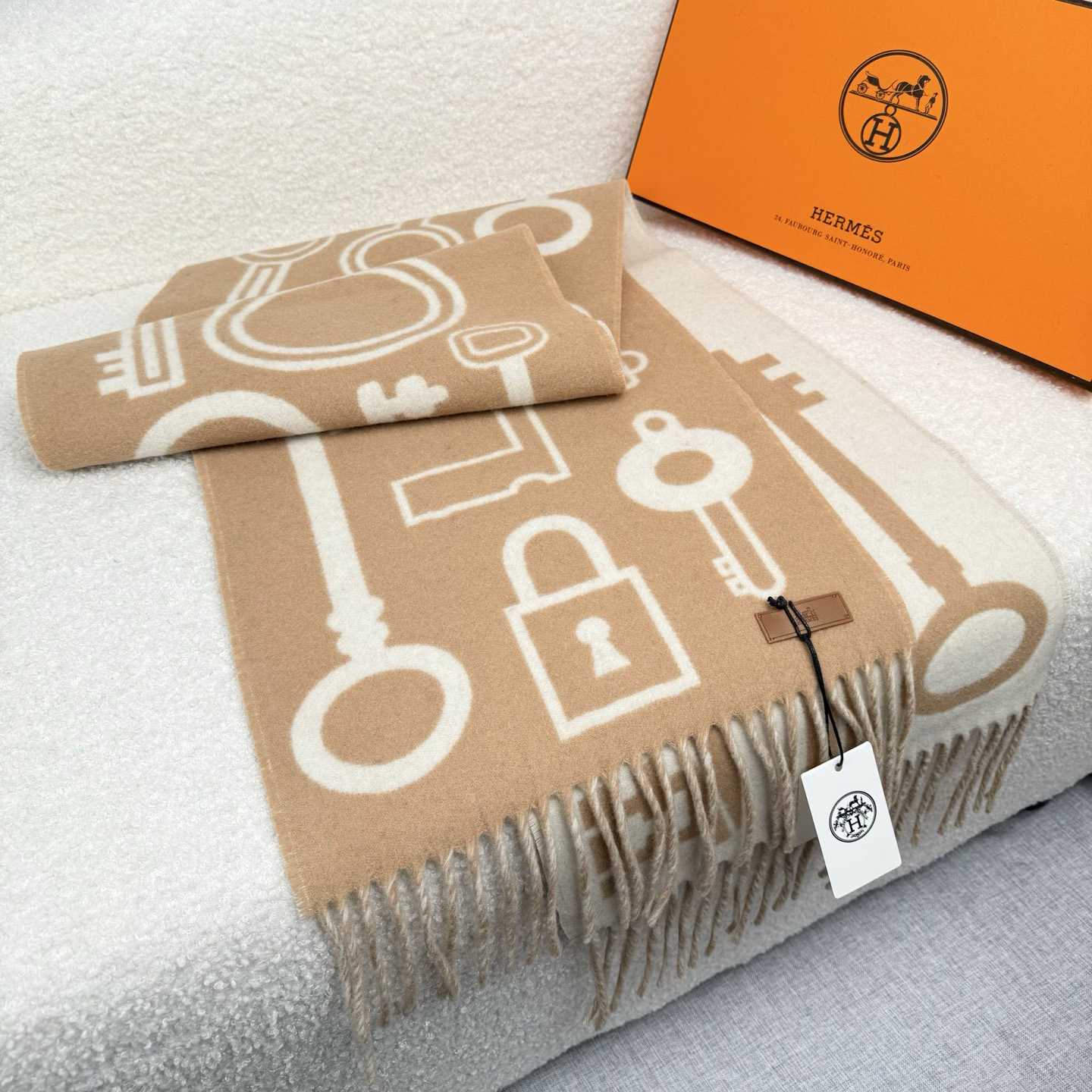 Hermes Casaque Porte-Clefs Scarf - DesignerGu