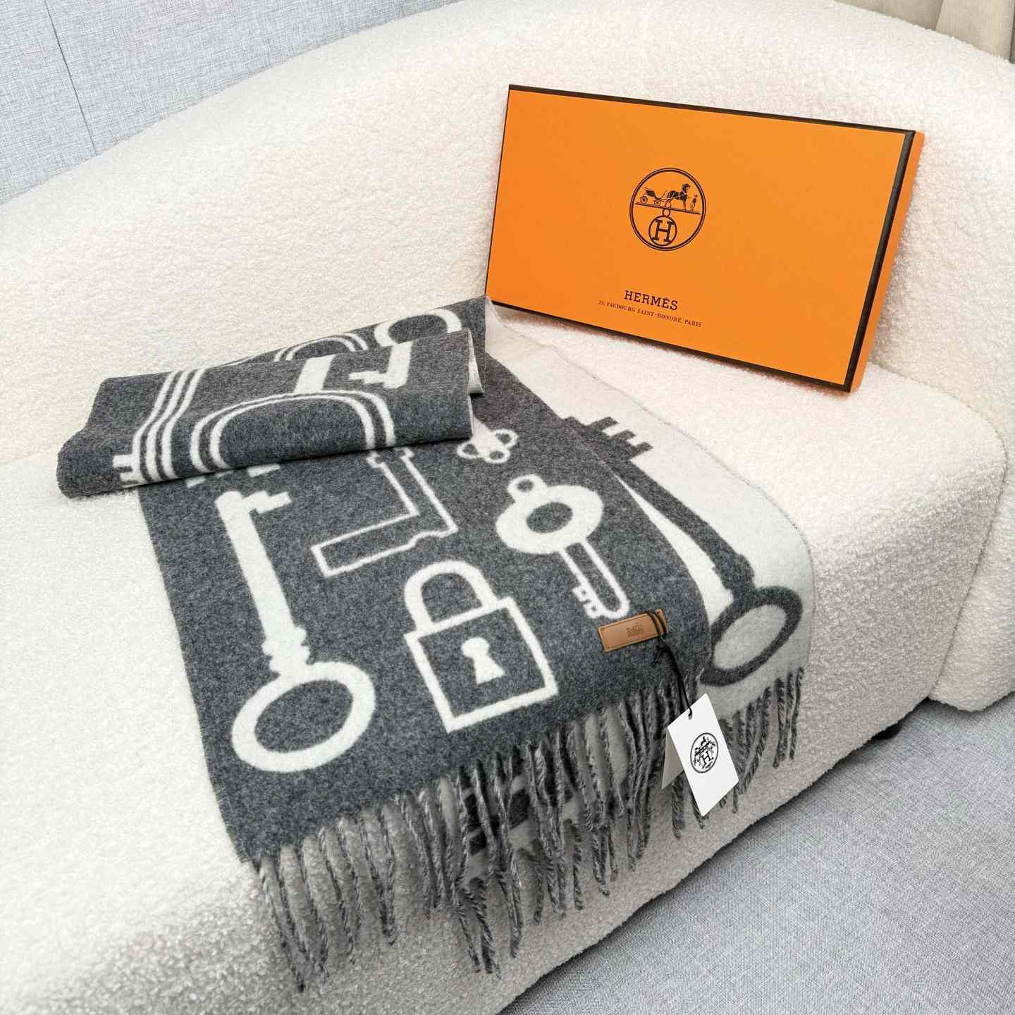 Hermes Casaque Porte-Clefs Scarf - DesignerGu
