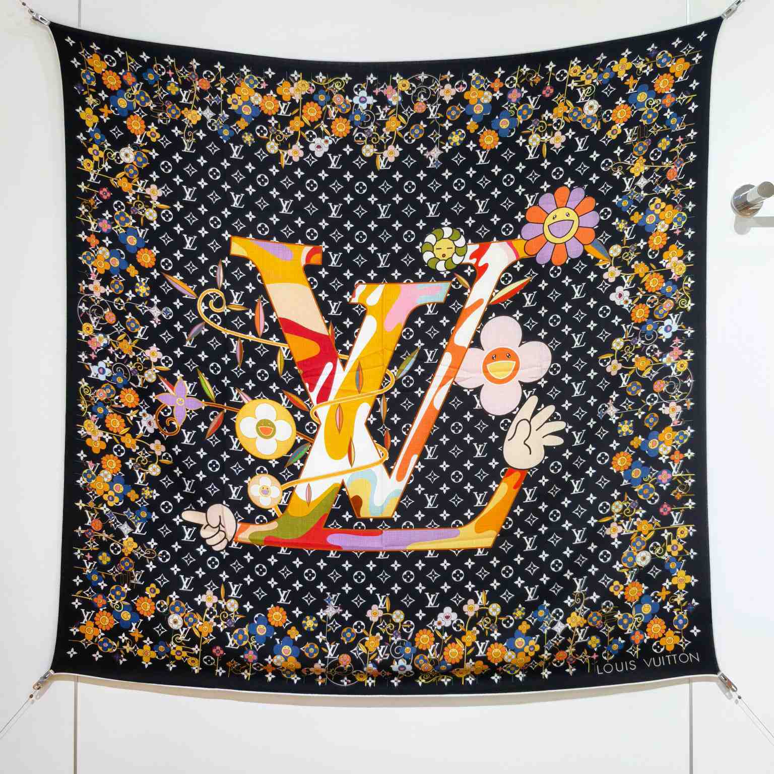Louis Vuitton LV x TM Monogram Superflat Shawl    - DesignerGu