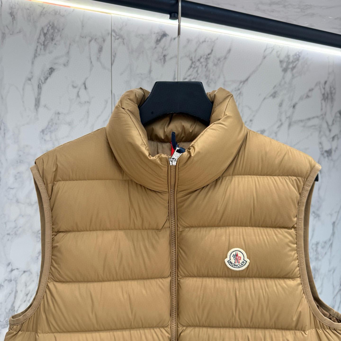 Moncler Down Vest  - DesignerGu