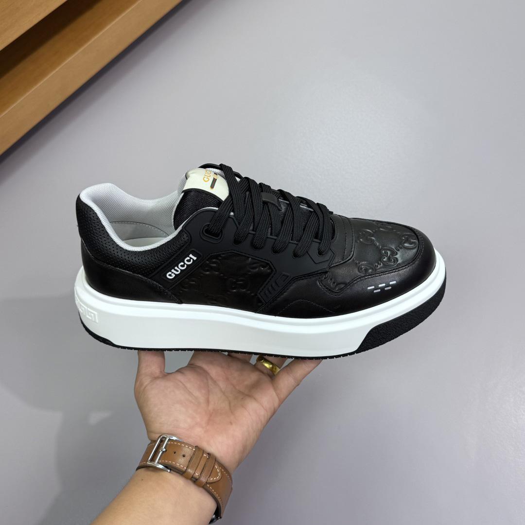 Gucci GG Sneakers - DesignerGu