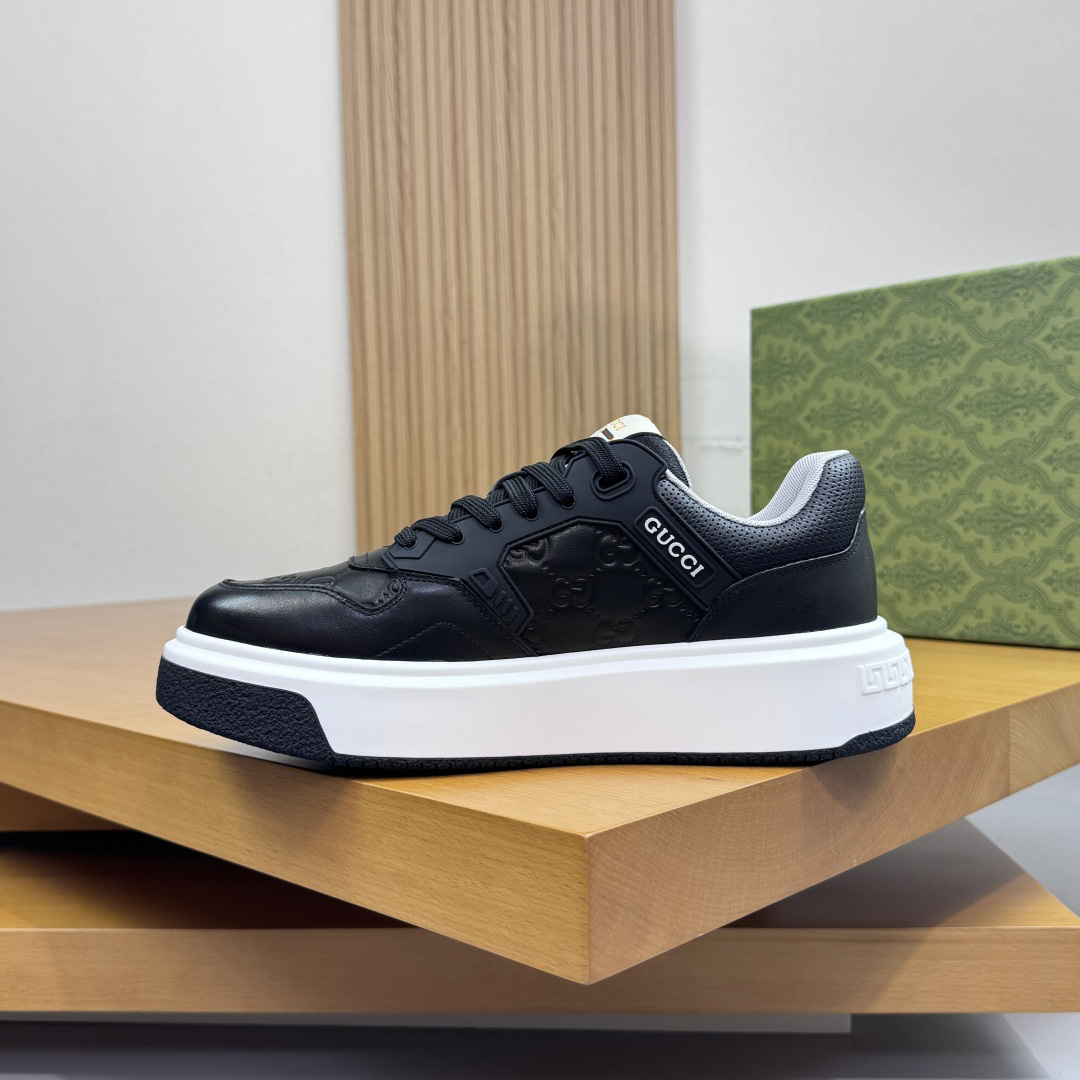 Gucci GG Sneakers - DesignerGu