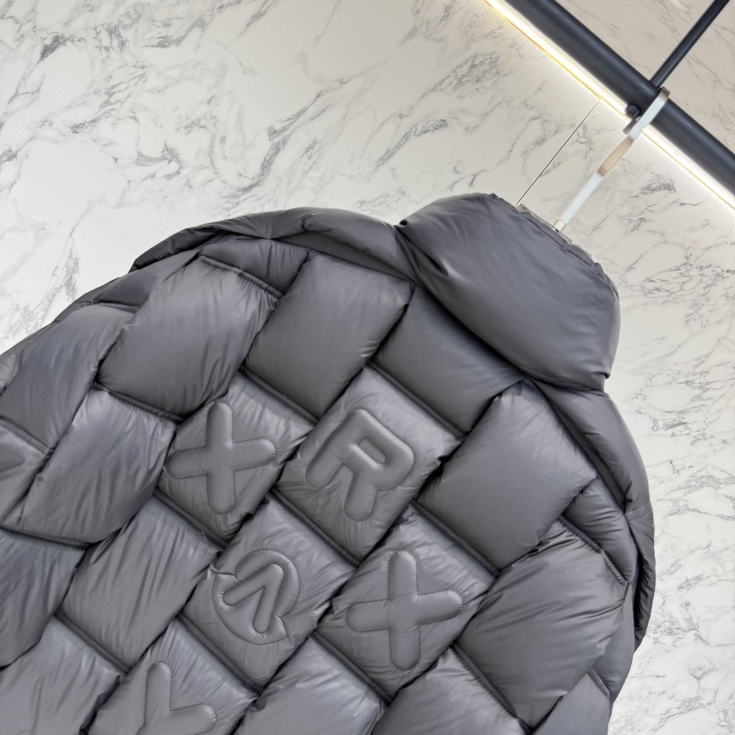 Moncler Short Down Jacket - DesignerGu