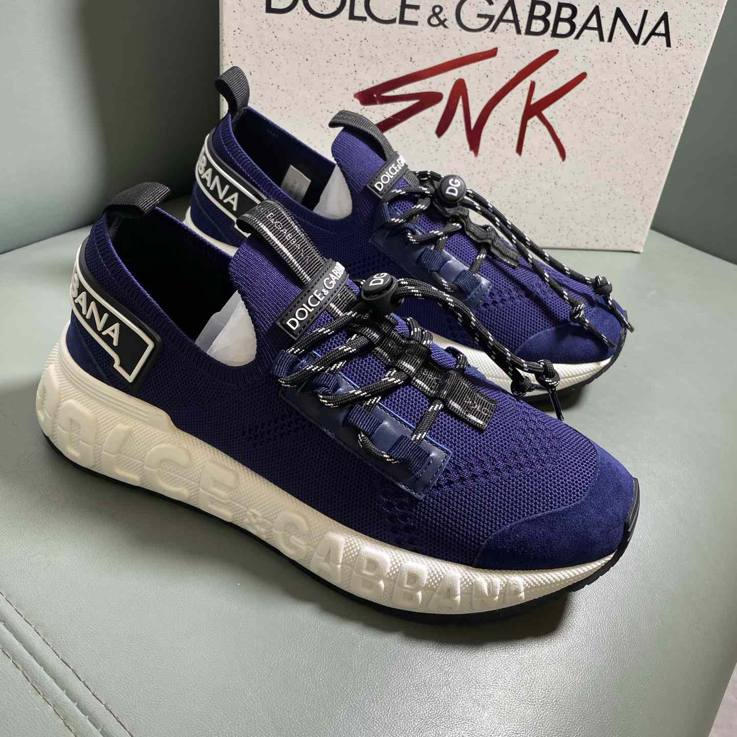 Dolce & Gabbana Lace-up Sneakers - DesignerGu