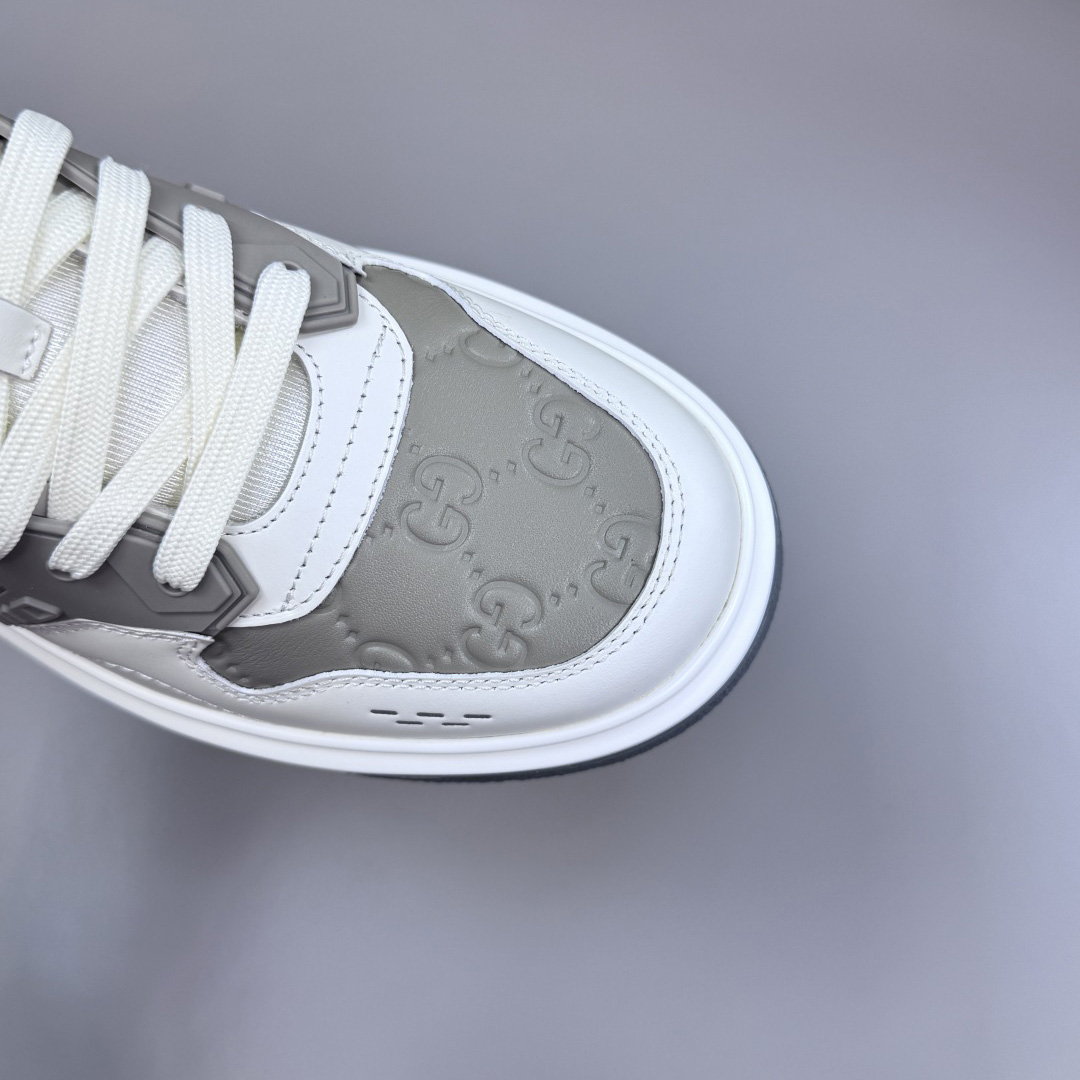 Gucci GG Sneakers - DesignerGu