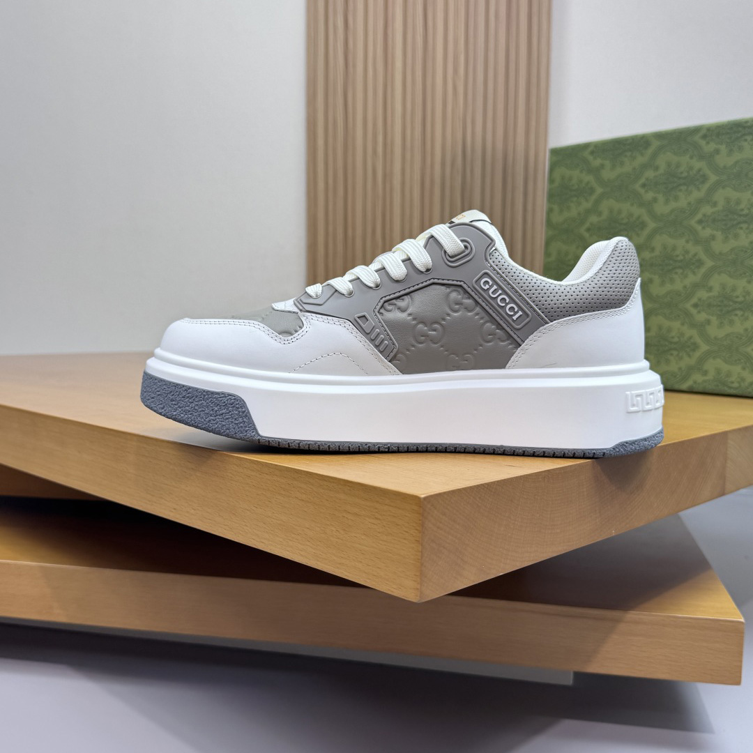 Gucci GG Sneakers - DesignerGu