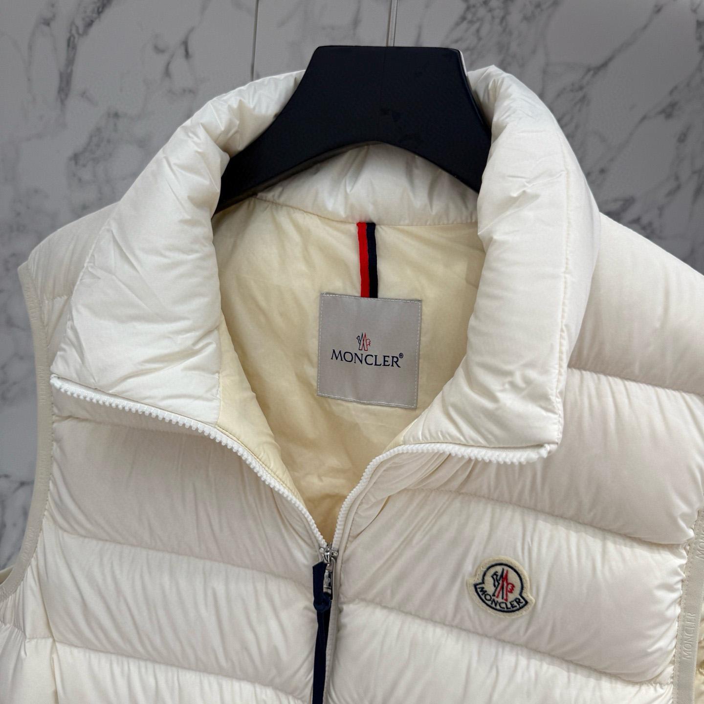 Moncler Down Vest  - DesignerGu