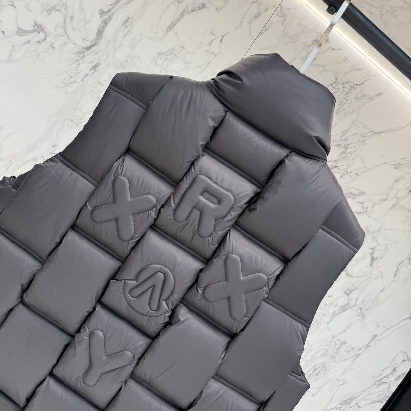 Moncler Down Vest - DesignerGu