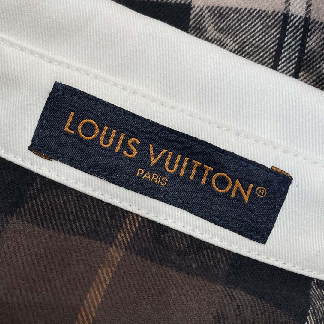 Louis Vuitton Monogram Flannel Long-Sleeved Polo Shirt   1AIKAJ - DesignerGu
