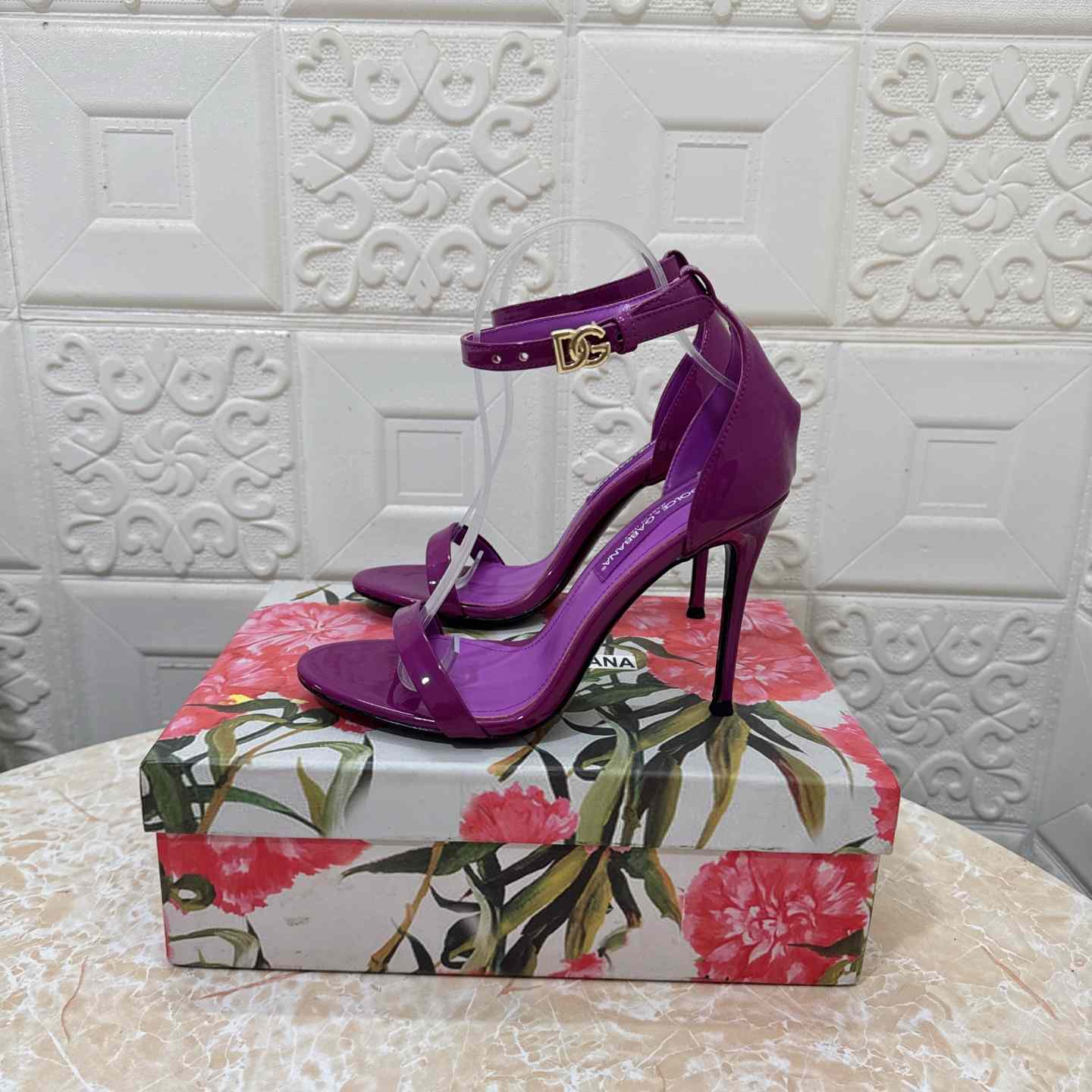 Dolce & Gabbana DNA 105mm Ankle-strap Stiletto Sandals - DesignerGu