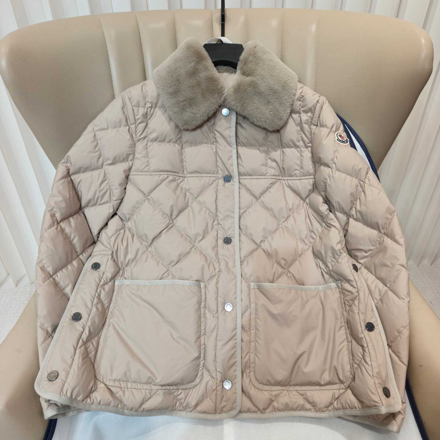 Moncler Cygne Faux Fur-Trimmed Short Down Jacket - DesignerGu
