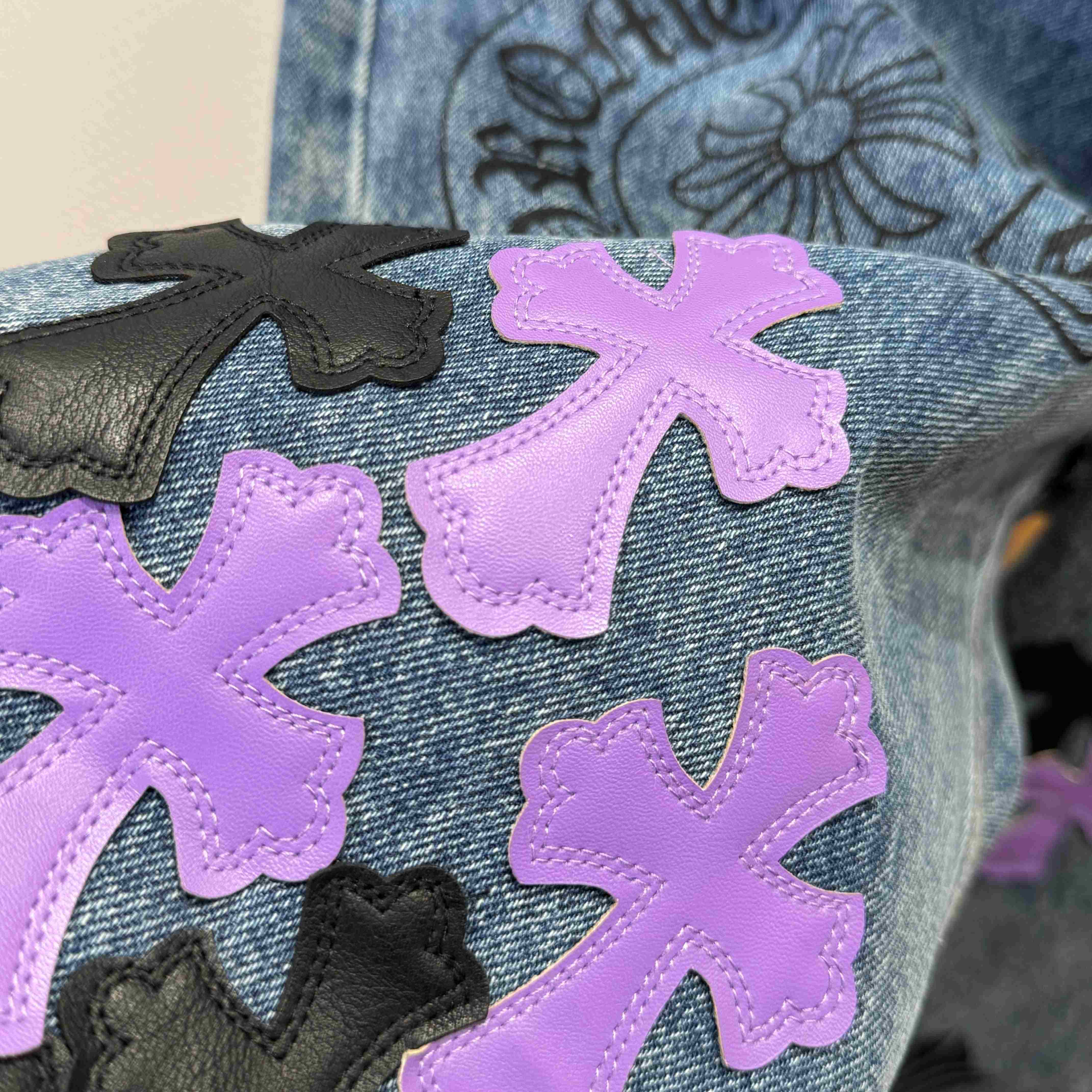 Chrome Hearts Jeans - DesignerGu