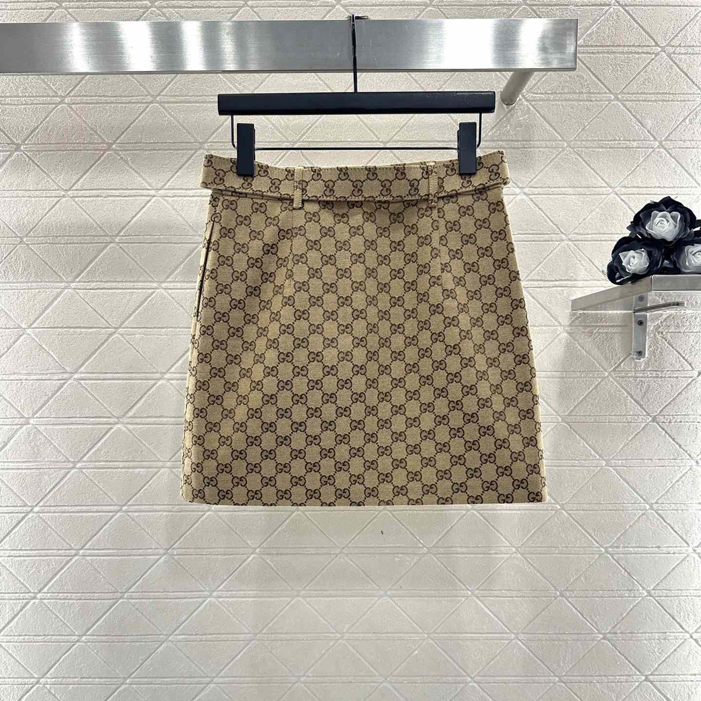 Gucci Skirt - DesignerGu