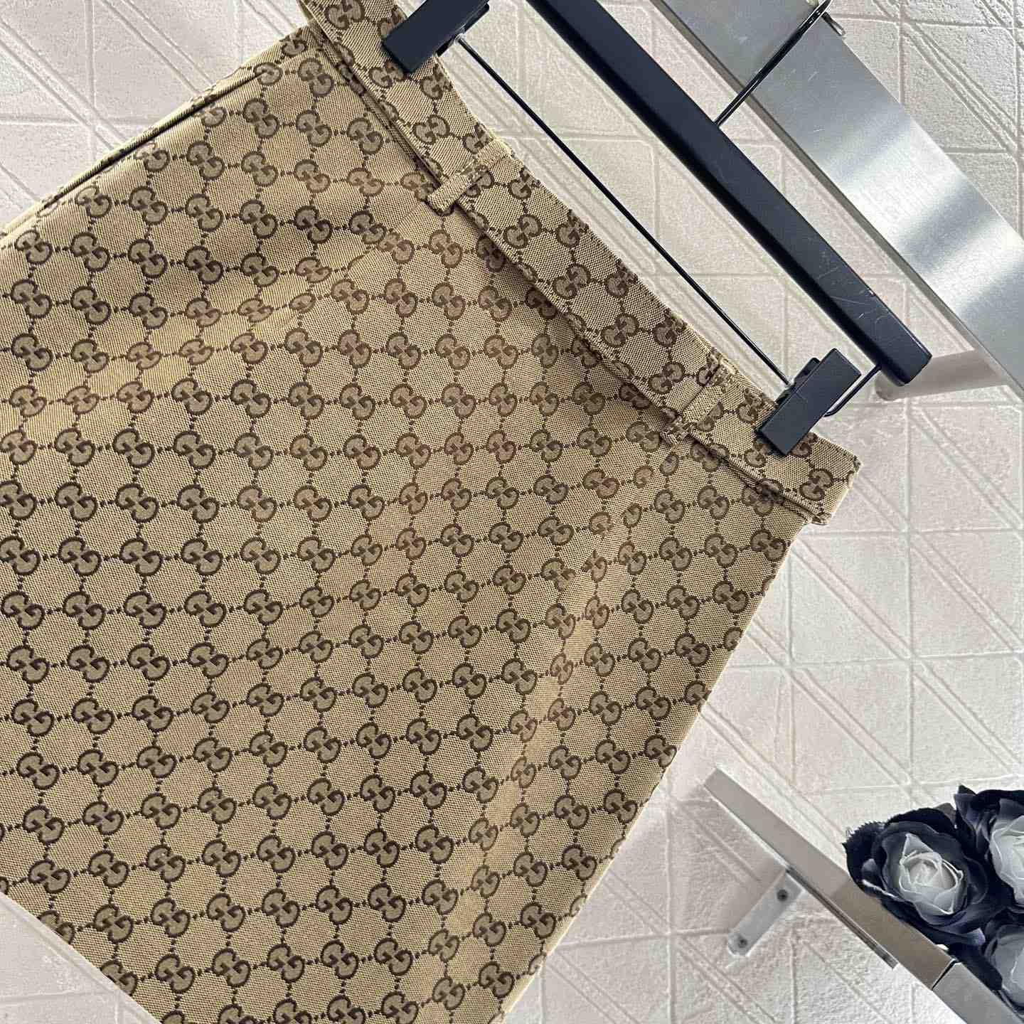 Gucci Skirt - DesignerGu