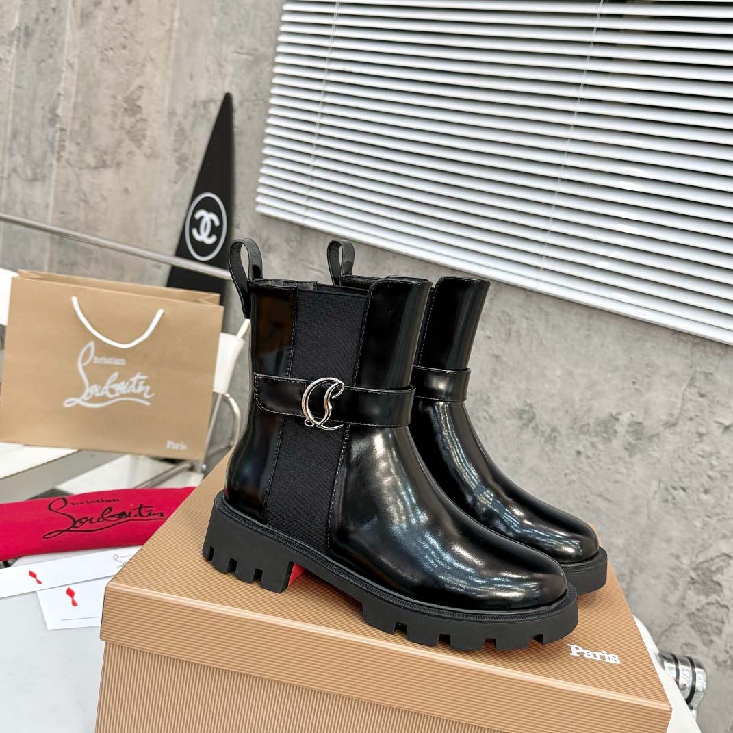 Christian Louboutin CL Chelsea Booty Lug Boots - DesignerGu