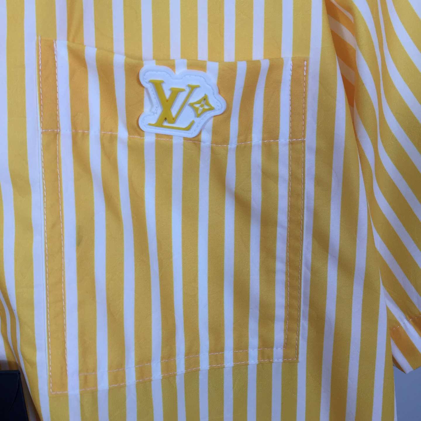 Louis Vuitton Monogram Striped Patchwork Short-Sleeved Shirt   1AHVWT - DesignerGu