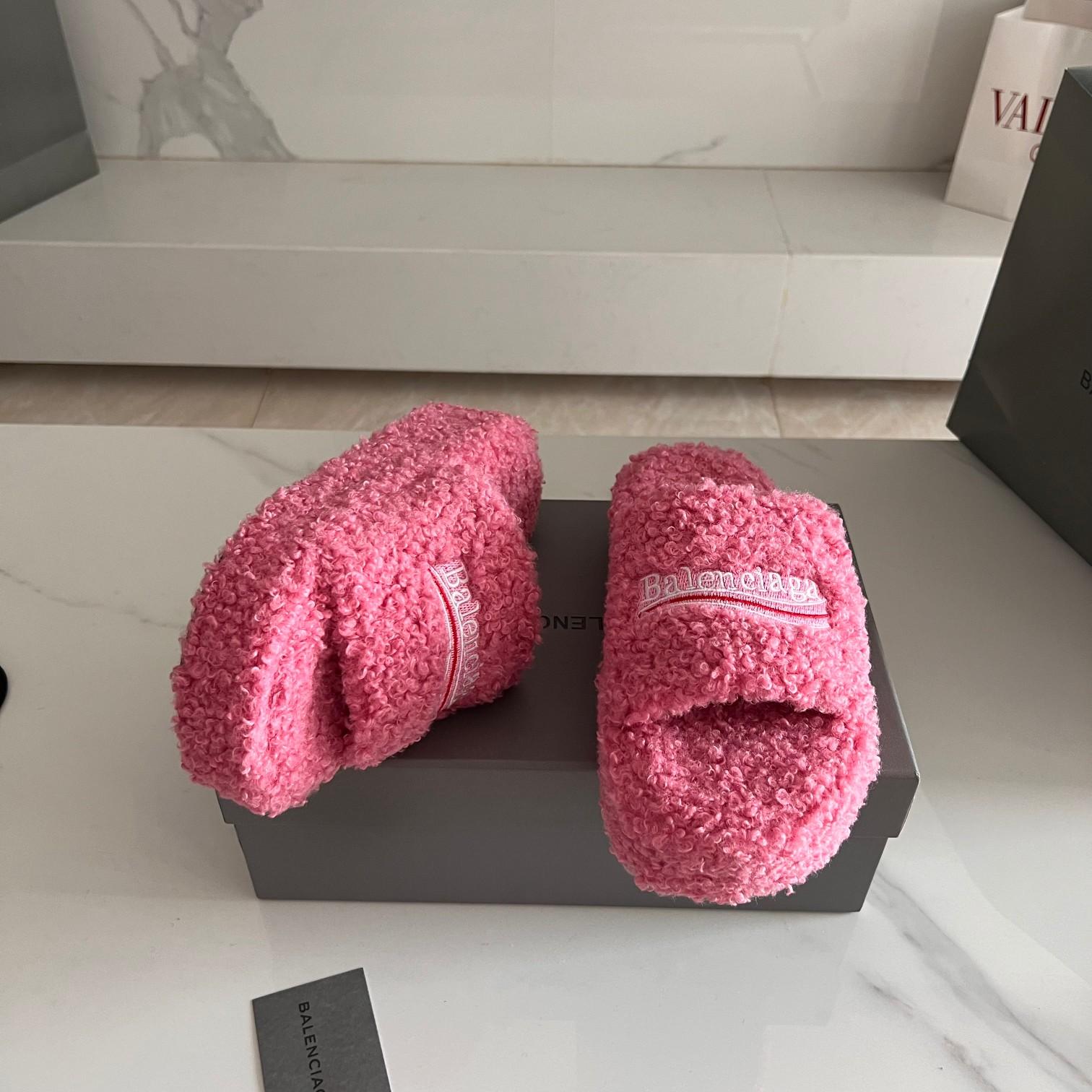 Balenciaga Furry Slide Sandals - DesignerGu