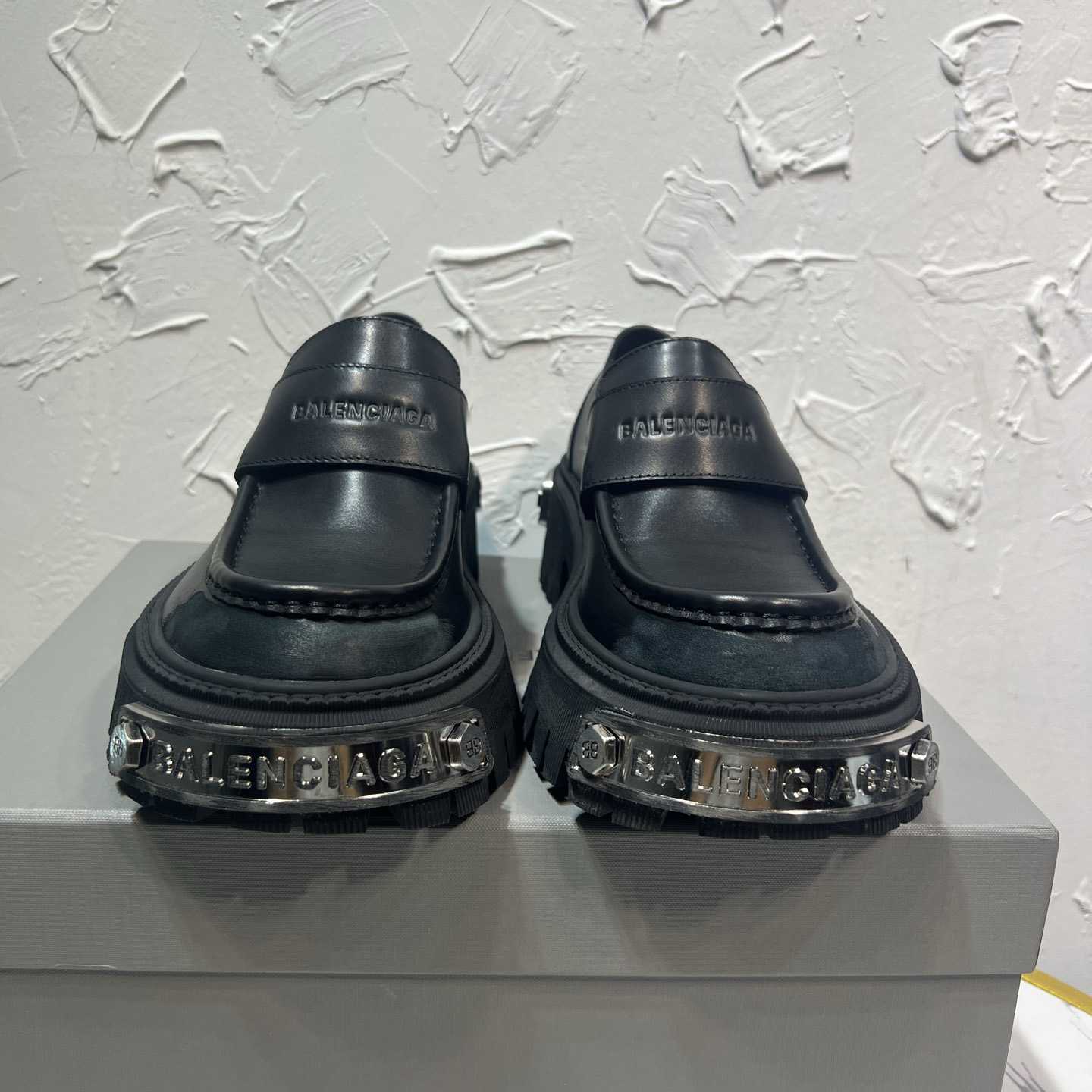 Balenciaga Tractor Loafer In Black - DesignerGu