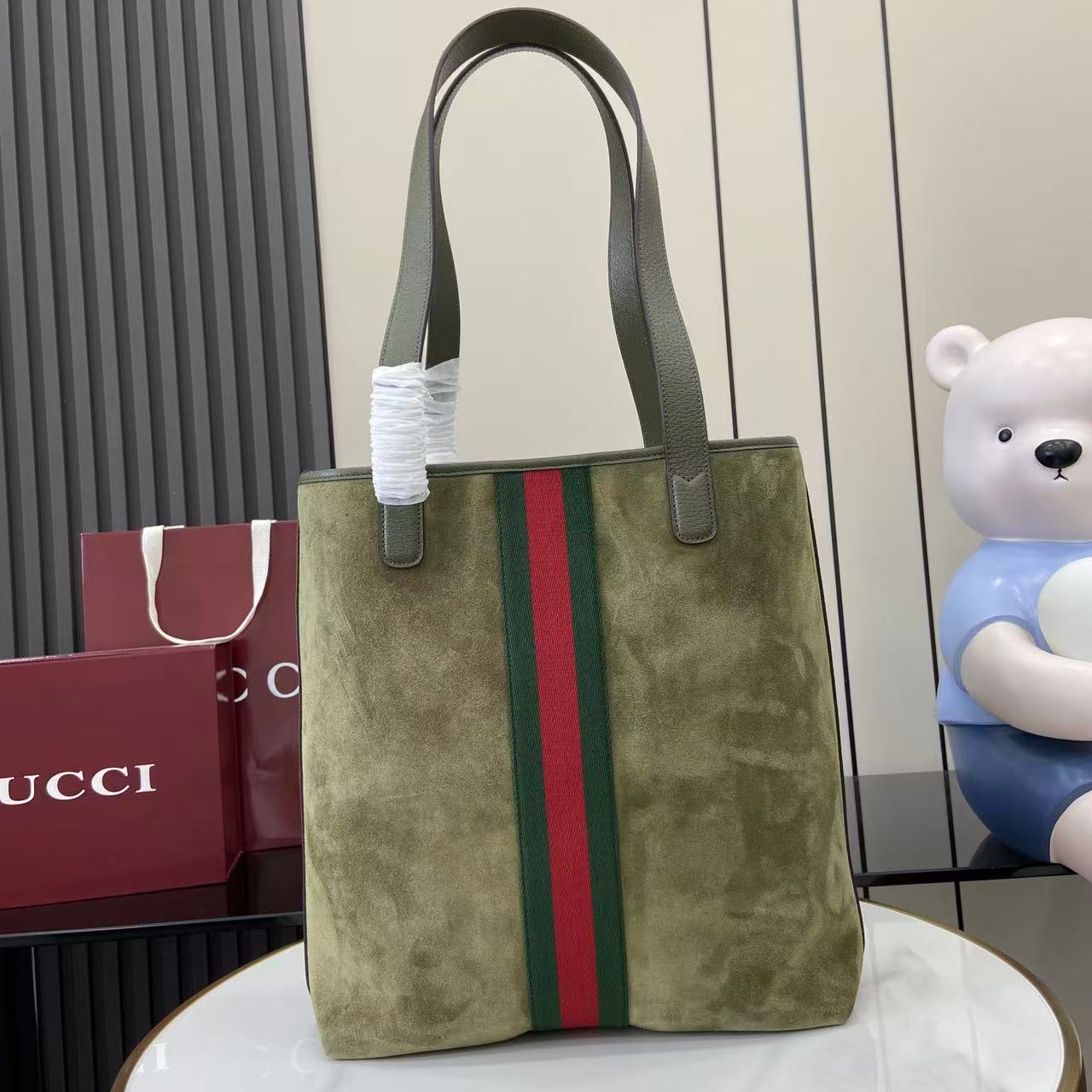 Gucci Ophidia Medium Tote Bag - DesignerGu
