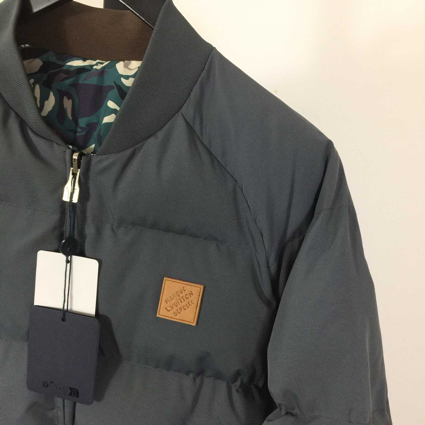 Louis Vuitton Reversible Puffer Jacket   1AILOE - DesignerGu
