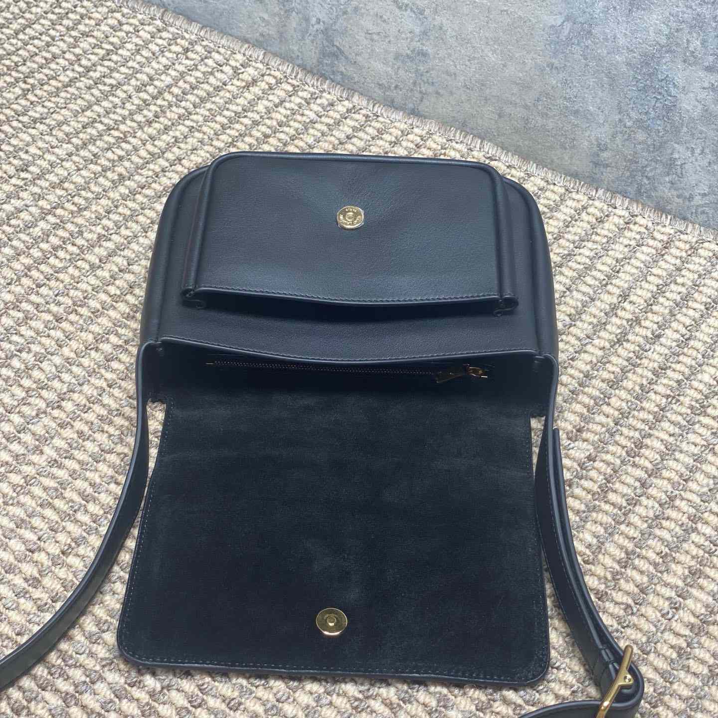 Saint Laurent Niki Satchel In Leather - DesignerGu