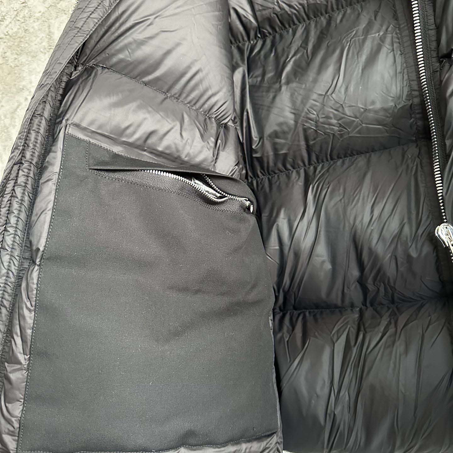 Rick Owens Turtle Nylon Cropped Puffer Jacket  - DesignerGu